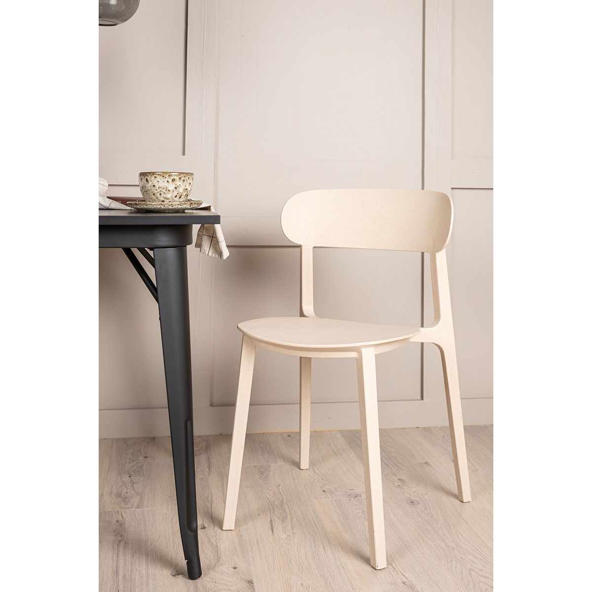 Spisegruppe Venture Home Tempe med 2 stk Åstol
