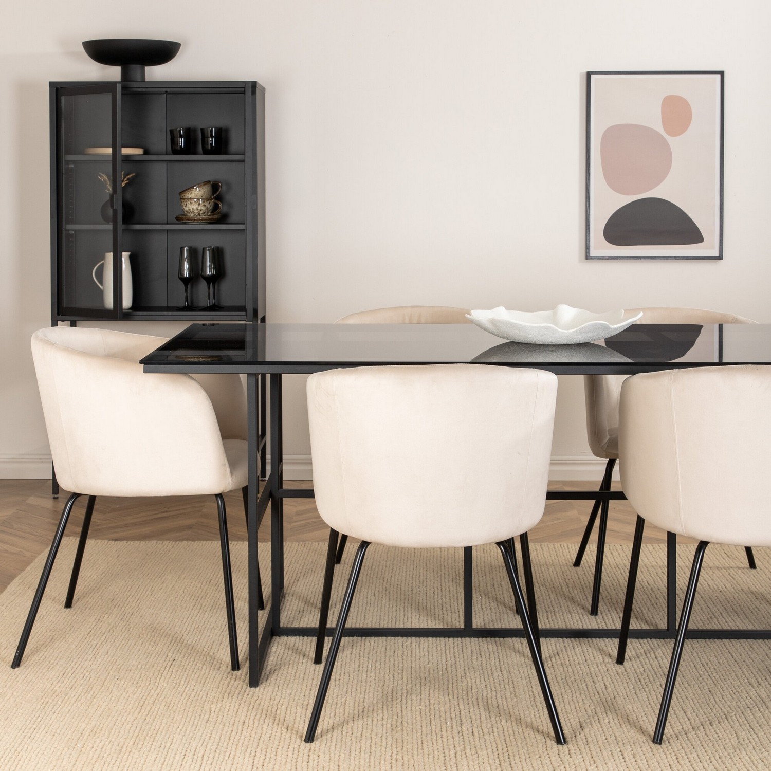 Leif Dining Table - Black / Black smoked smoked Glass+Berit Beige