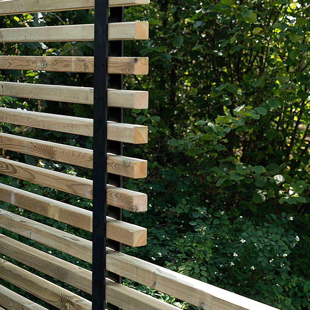 Gjerdestolpe Skotte Garden Arkad Lang