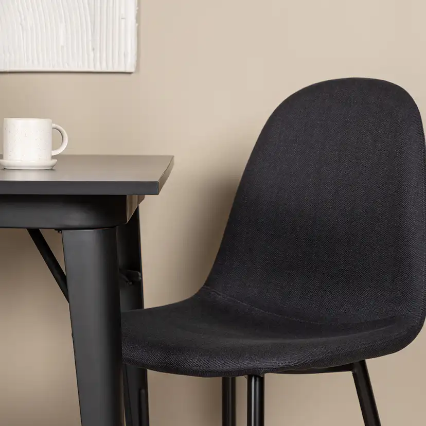 Spisegruppe Venture Home Tempe med 2 Polar Stoler