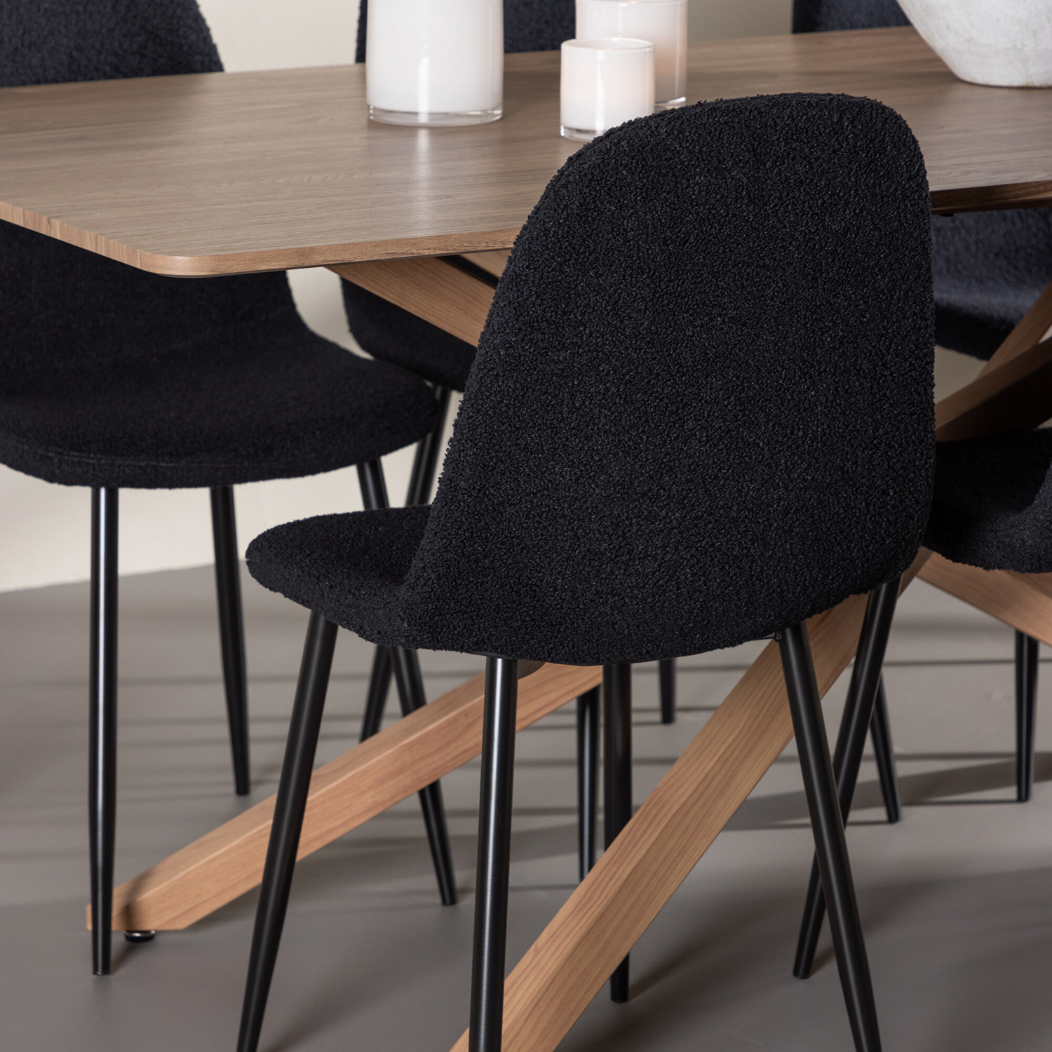 Spisegruppe Venture Home Piazza 180 med 6 stk Polar Stoler Teddy