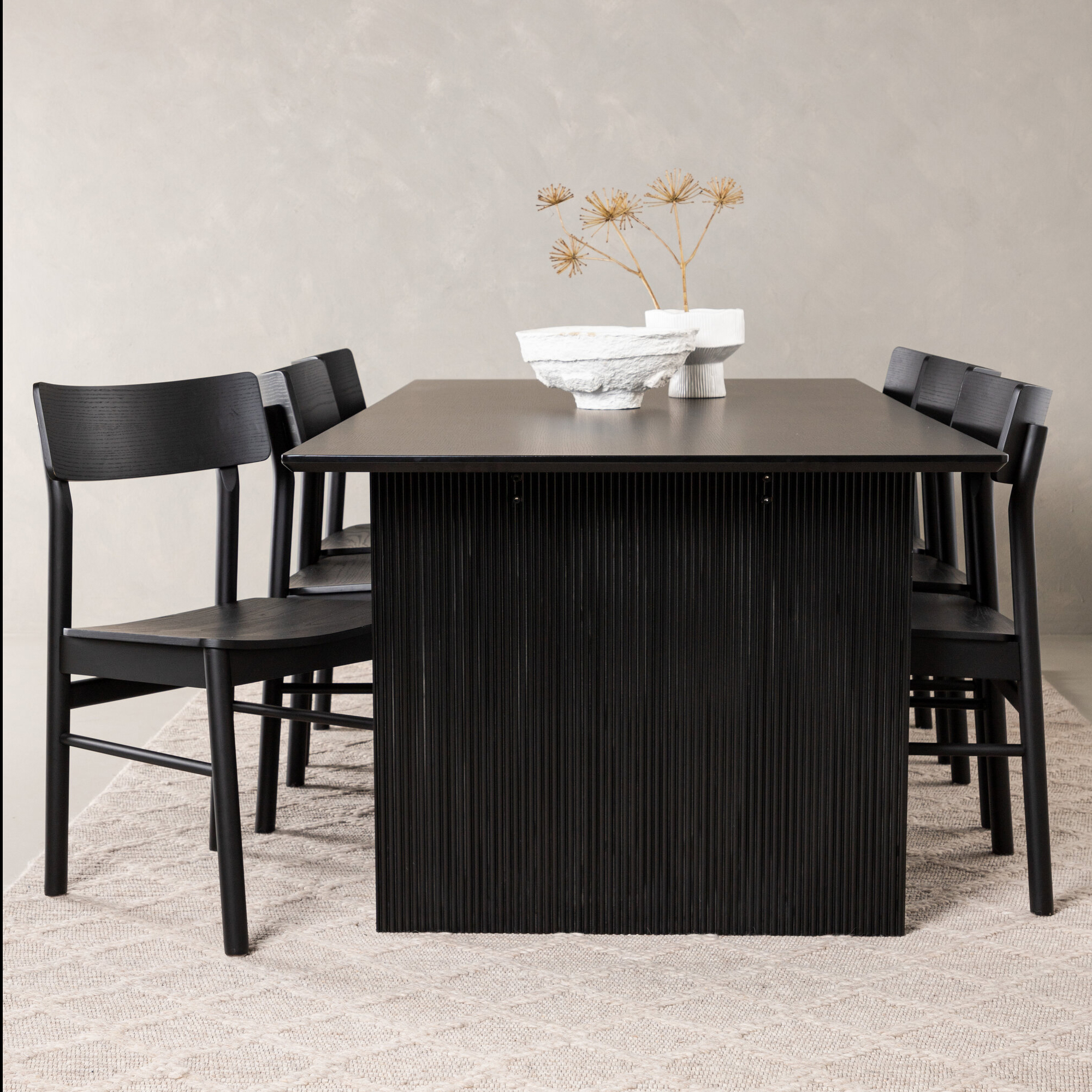 Spisegruppe Venture Home Vail med 6 Montros Stoler