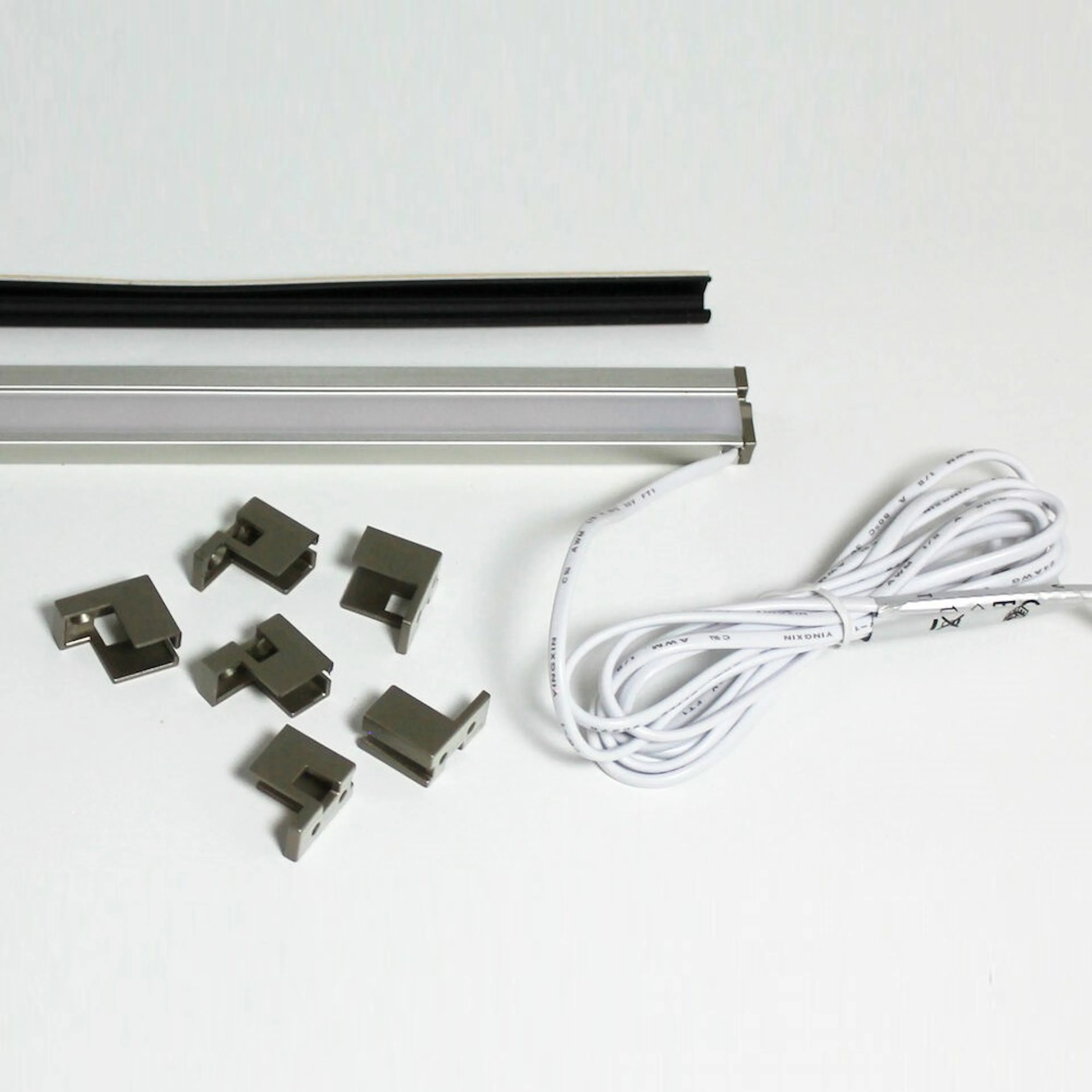 Belysning Lexby 3000K B500 Bredd: 500 mm