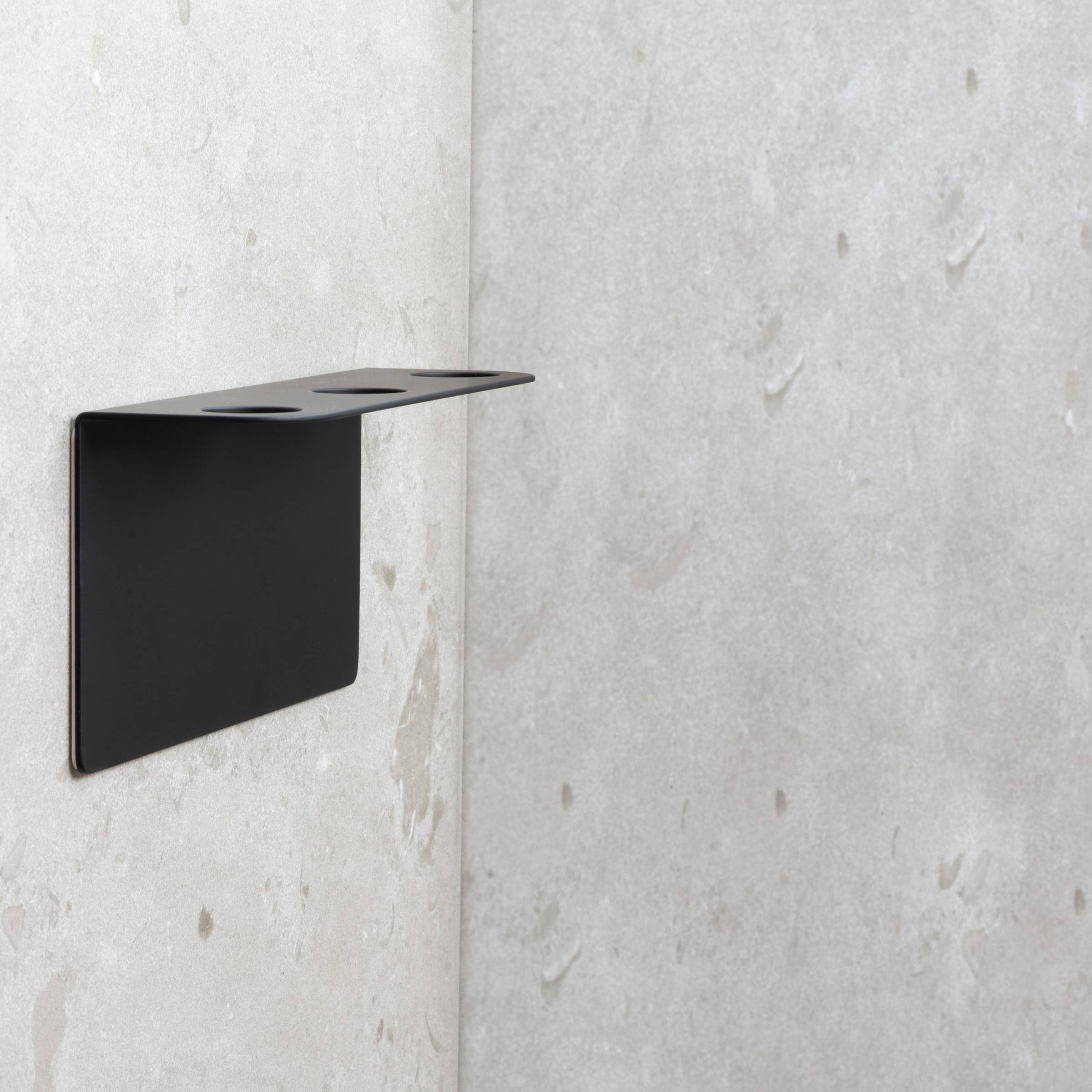 Såpepumpeholder Beslag Design Base Trippel