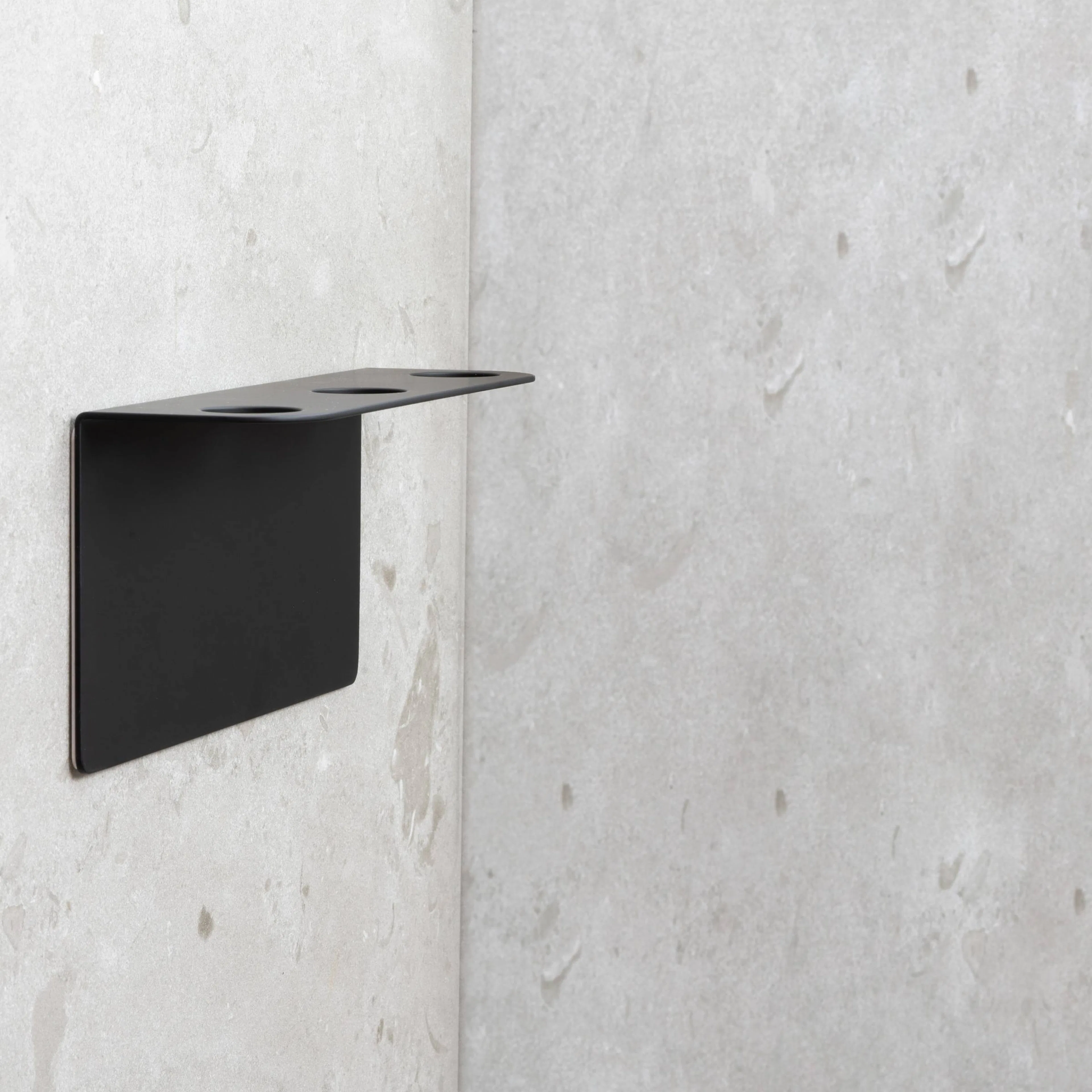 Såpepumpeholder Beslag Design Base Trippel