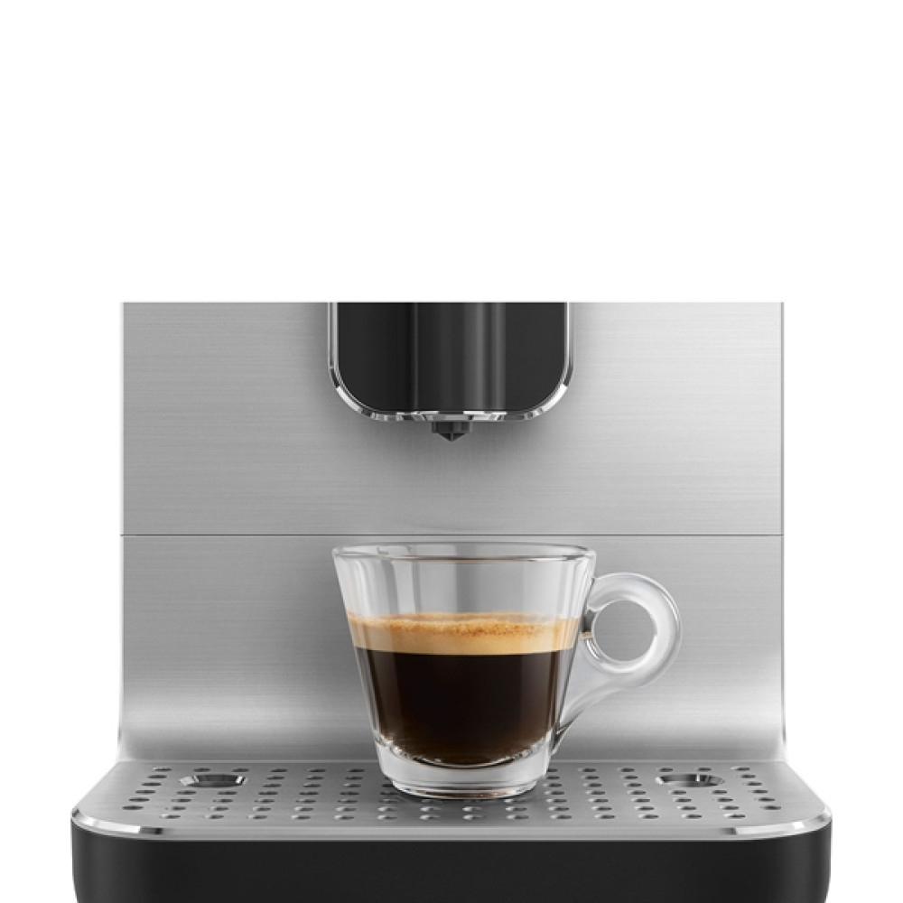 Espressomaskin Smeg BCC11BLMEU med Melkeskummer Svart