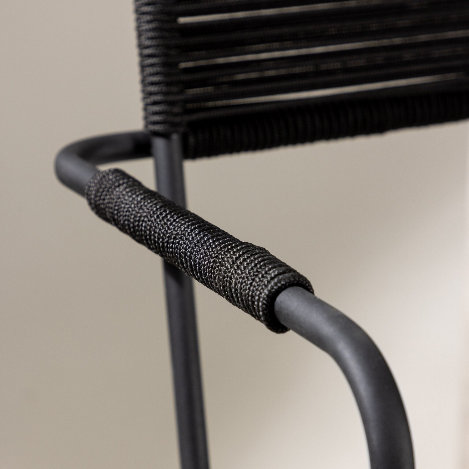 Lindos Armchair - Black Alu / Black Rope Sort