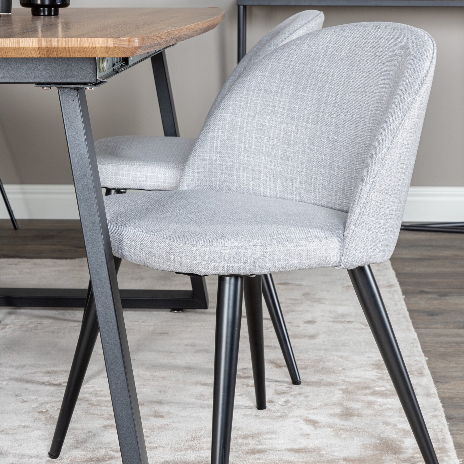 Spisegruppe Venture Home Ina med 4 Valentina Stoler Polyester