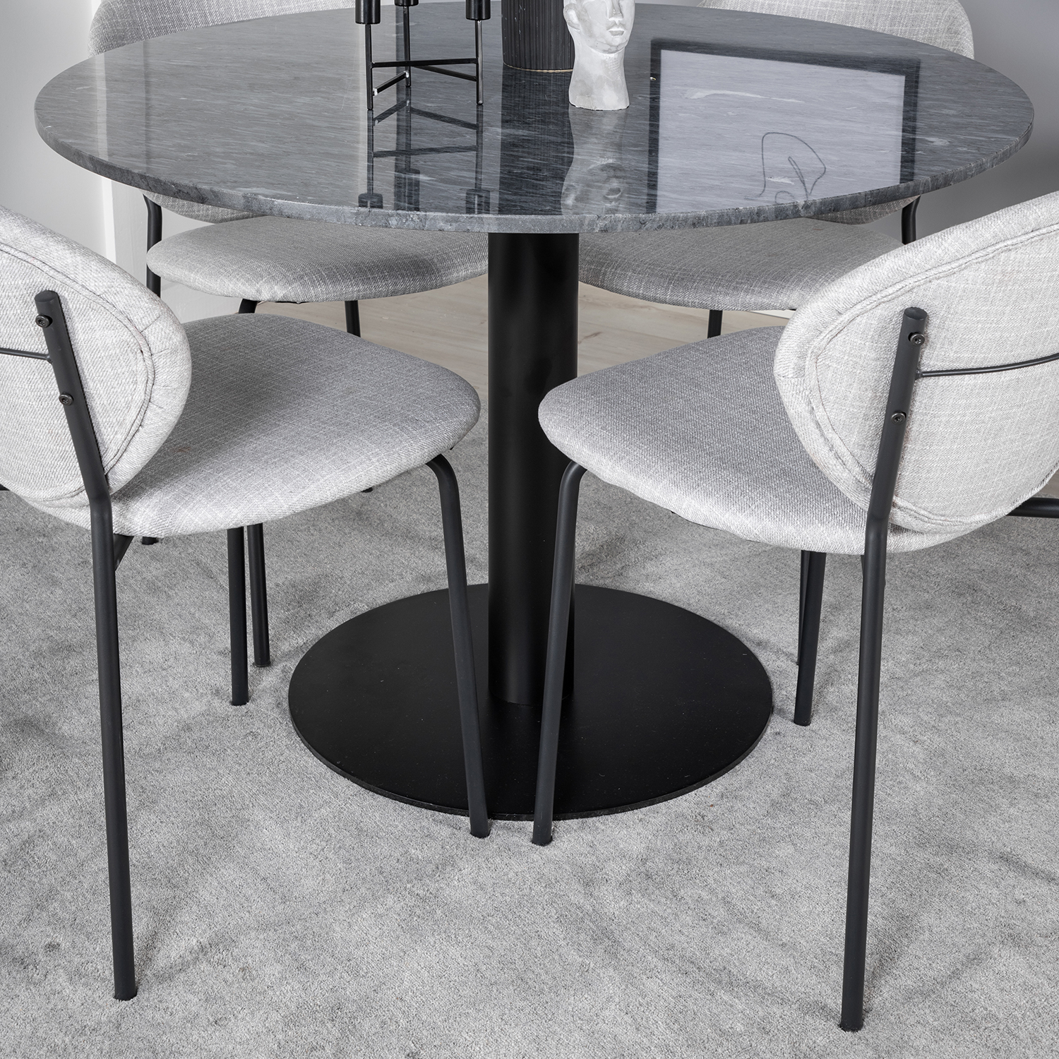 Estelle Round Dining Table ø106+Vault Dining Chair Sort/Grå
