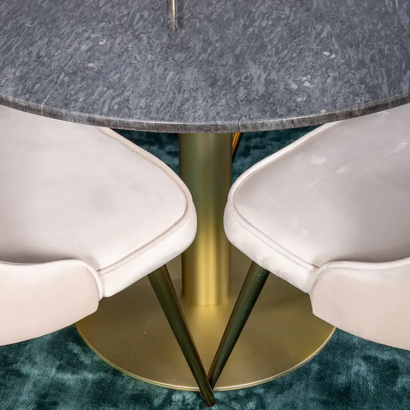 Spisegruppe Venture Home Estelle med 4 Vera Stoler Fløyel