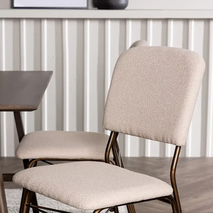 Spisegruppe Venture Home Kaseidon med 4 stk Seda Stoler