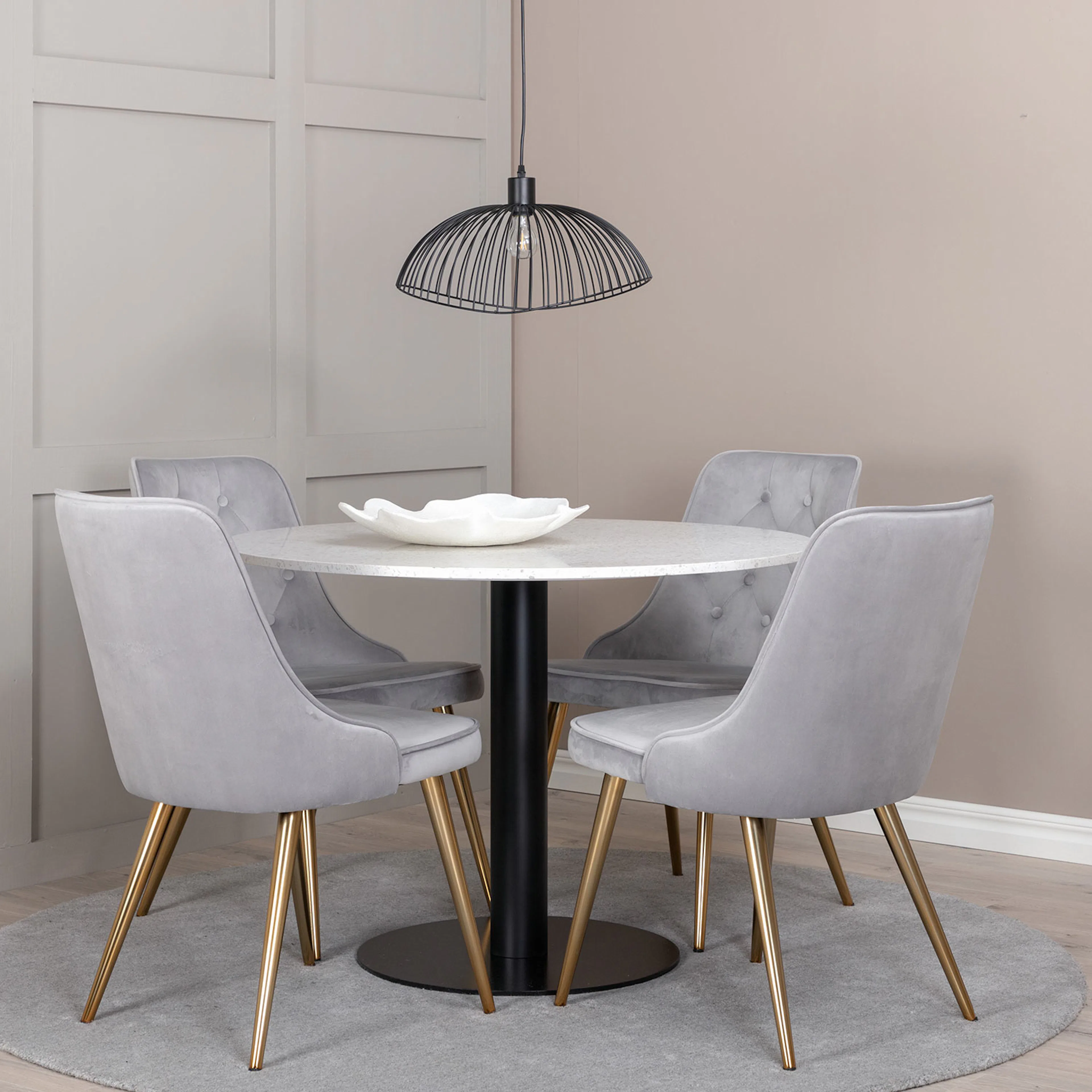 Spisegruppe Venture Home Razzia med 4 Velvet Deluxe Stoler