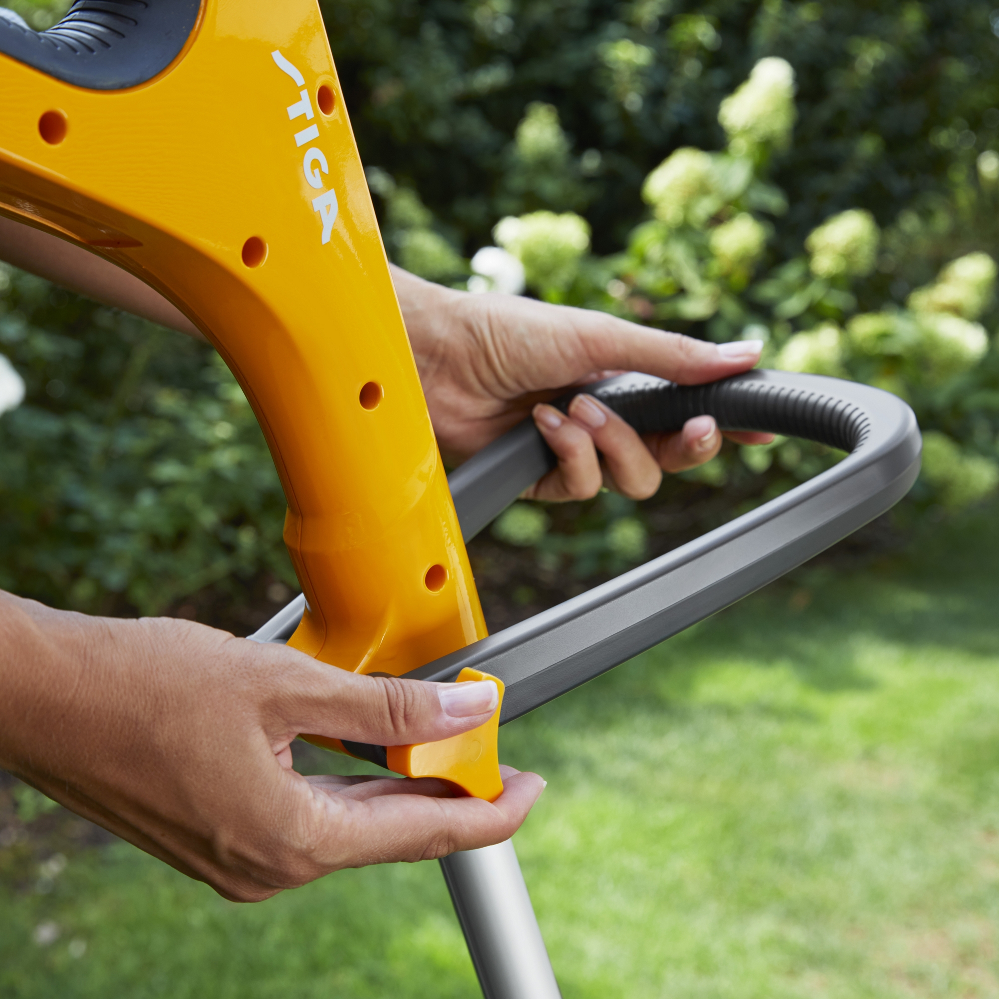 Gresstrimmer Stiga GT 100e med Batteri og Lader