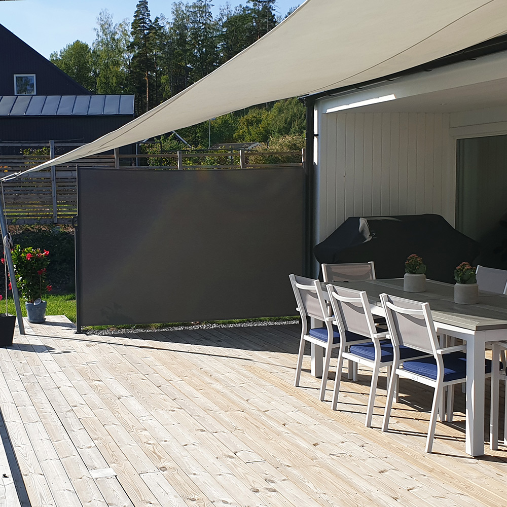 Sidemarkise fra Metalcraft for Sol-, Vind- og Innsynsbeskyttelse