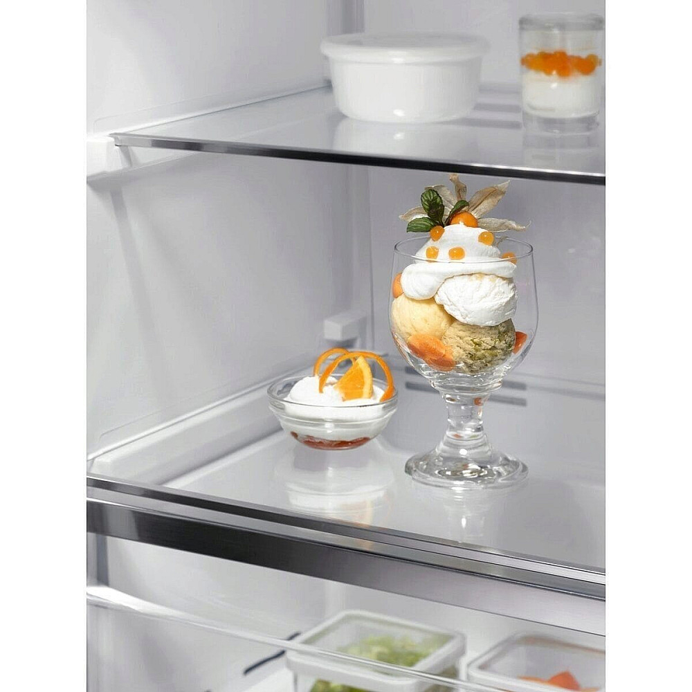 Frittstående Fryseskap Electrolux LUS7MD28W NoFrost MultiFlow Hvit