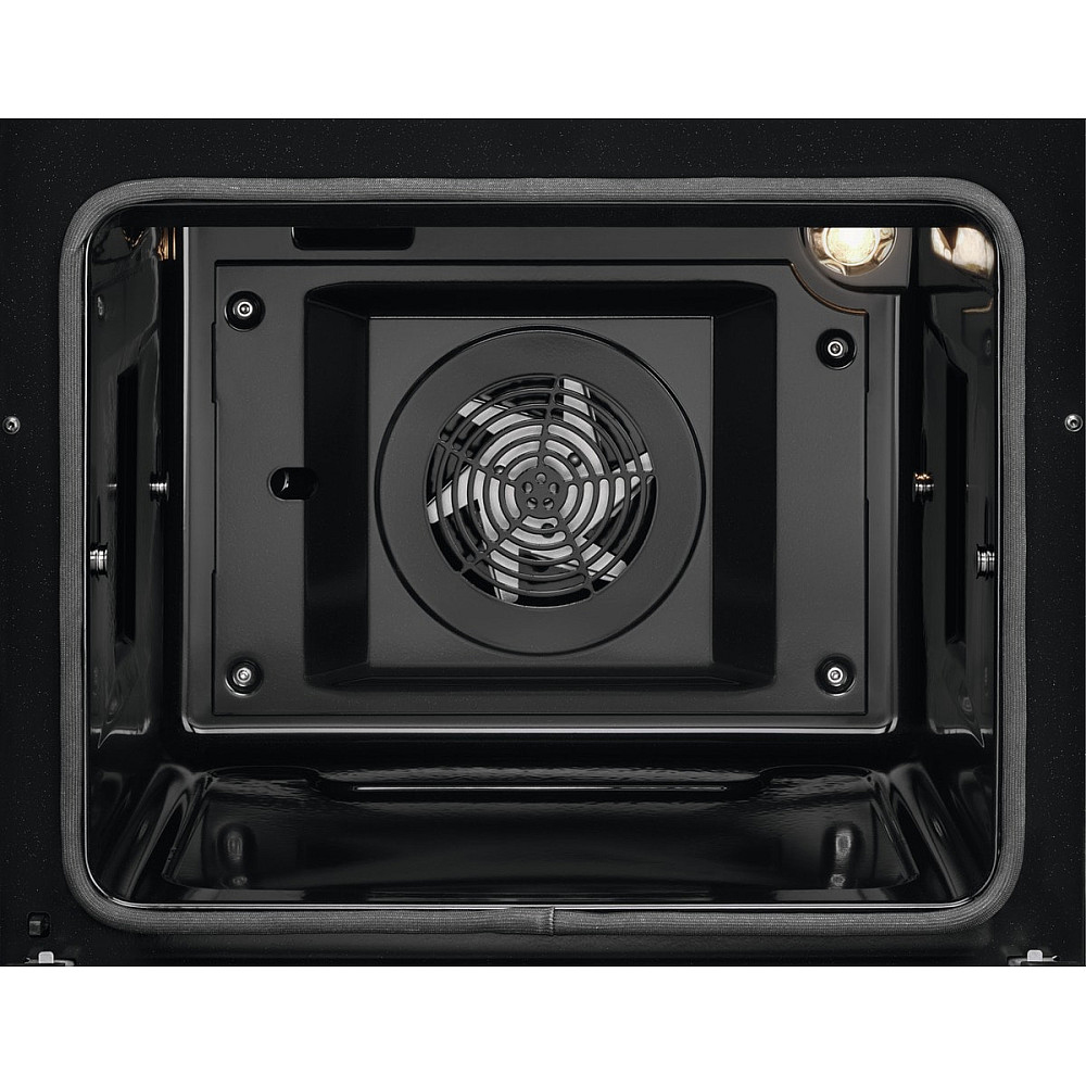 Induksjonsovn Electrolux LKI64001NW med Hob2Hood og Smarte Funksjoner