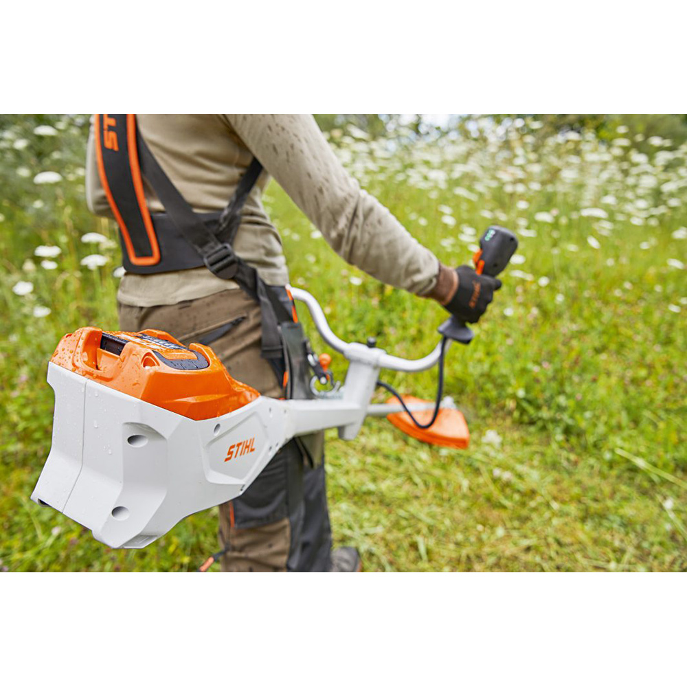 Ryddesag STIHL FSA 135 uten Batteri & Lader