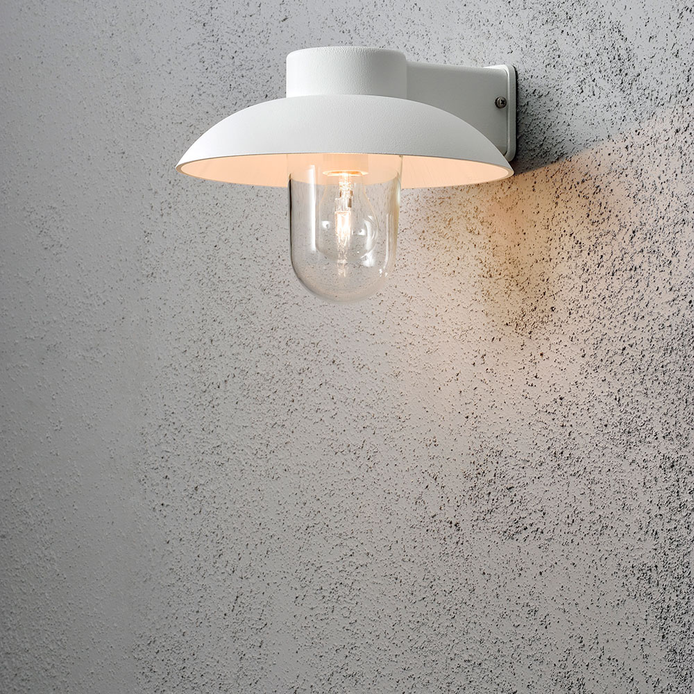 Vegglampe Gnosjö Konstsmide Mani E27