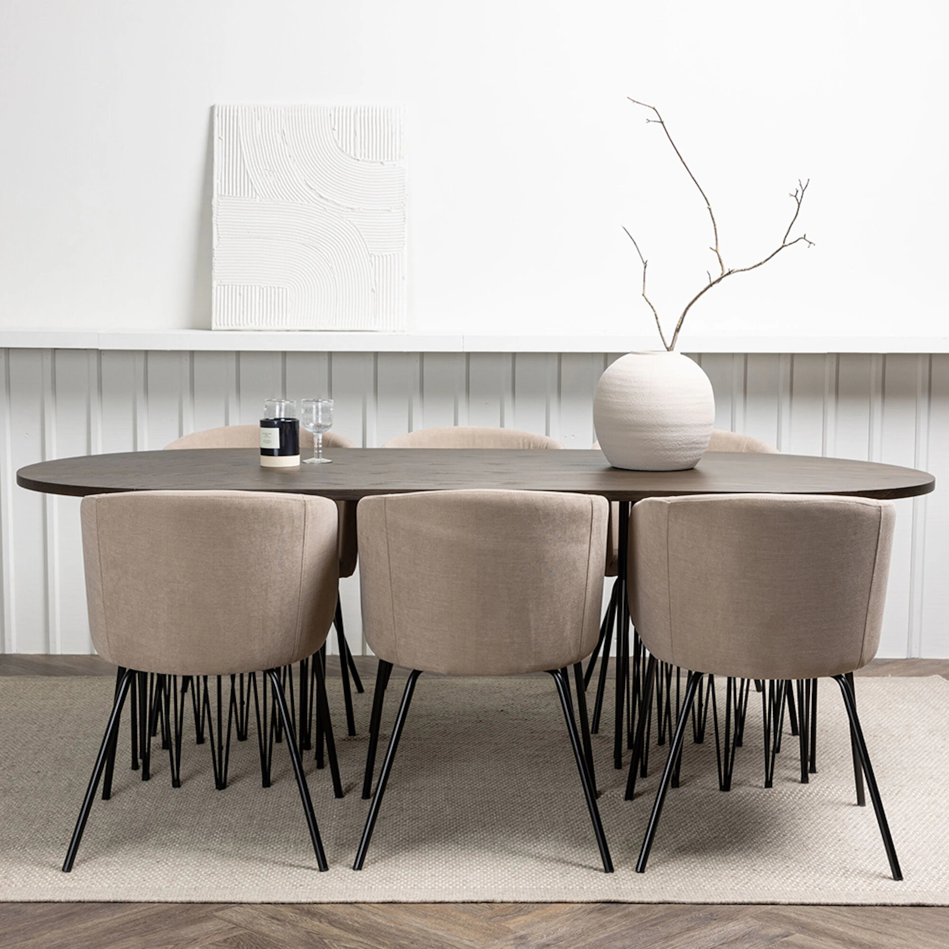 Spisegruppe furniture/fashion Stone med 6 Berit Stoler
