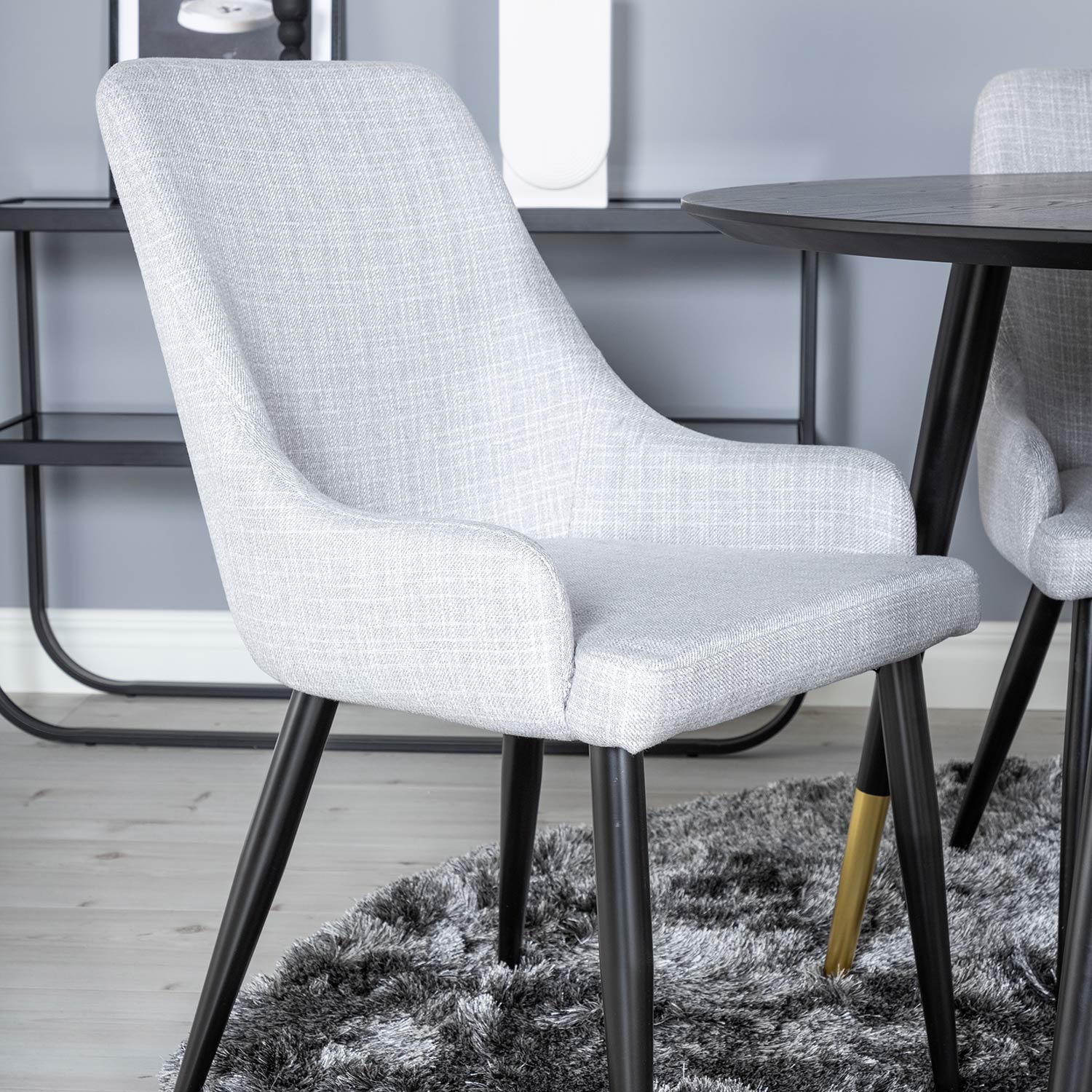 Spisegruppe Venture Home Dipp Ø115 cm med 4 Plaza Stoler