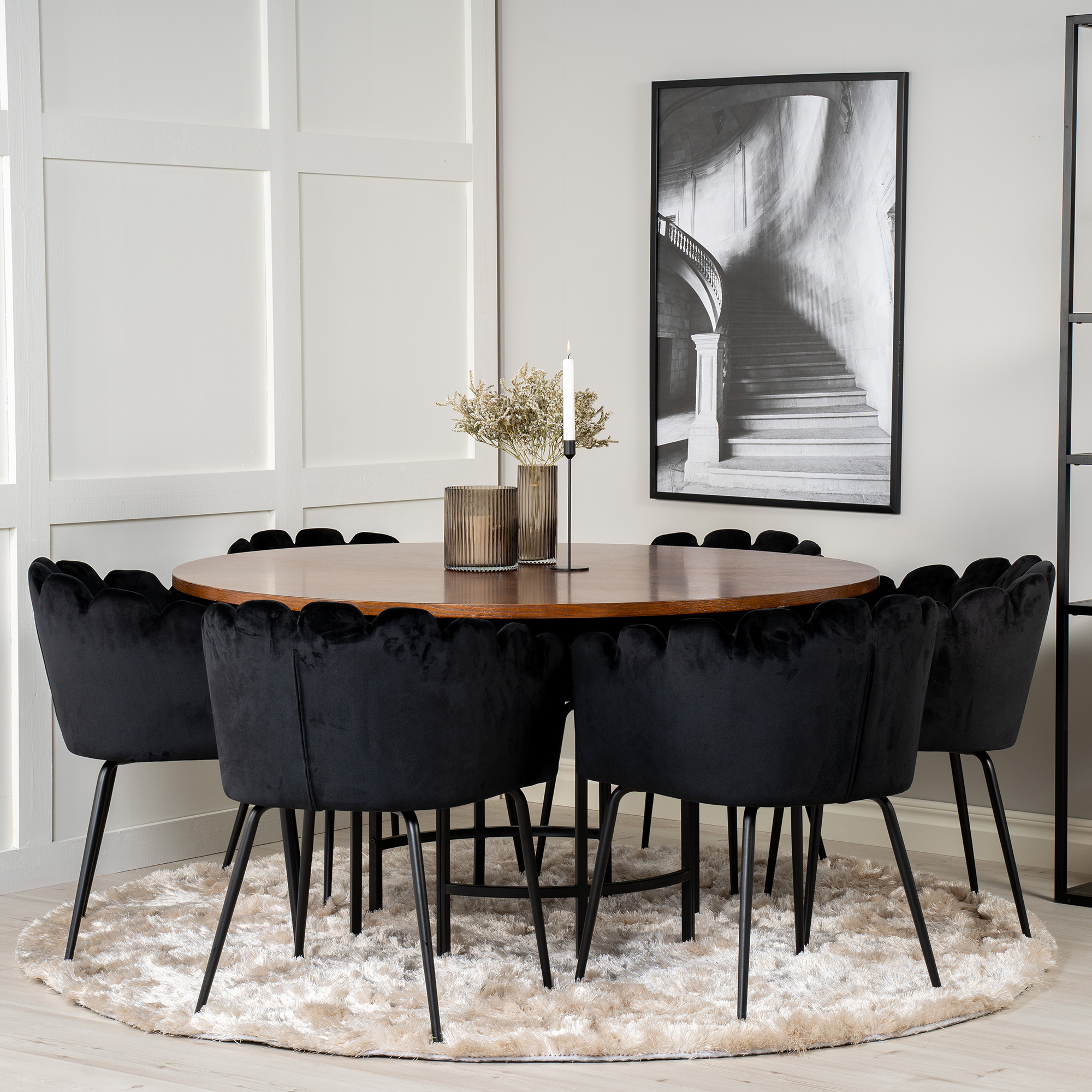 Spisegruppe furniture/fashion Copenhagen med 6 Sorte Limhamn Stoler