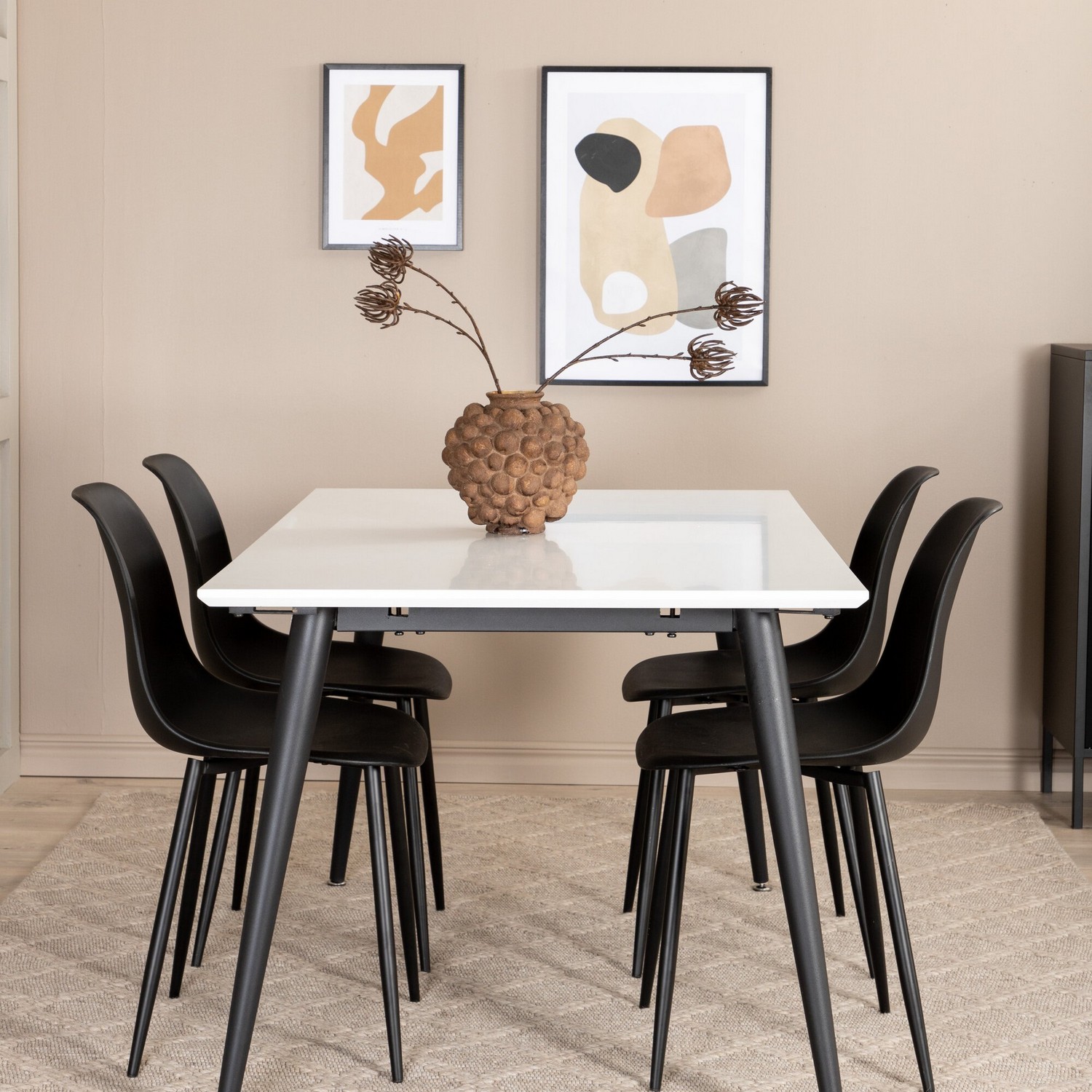 Spisegruppe Venture Home Jolie med 4 Pobbie Stoler Järn