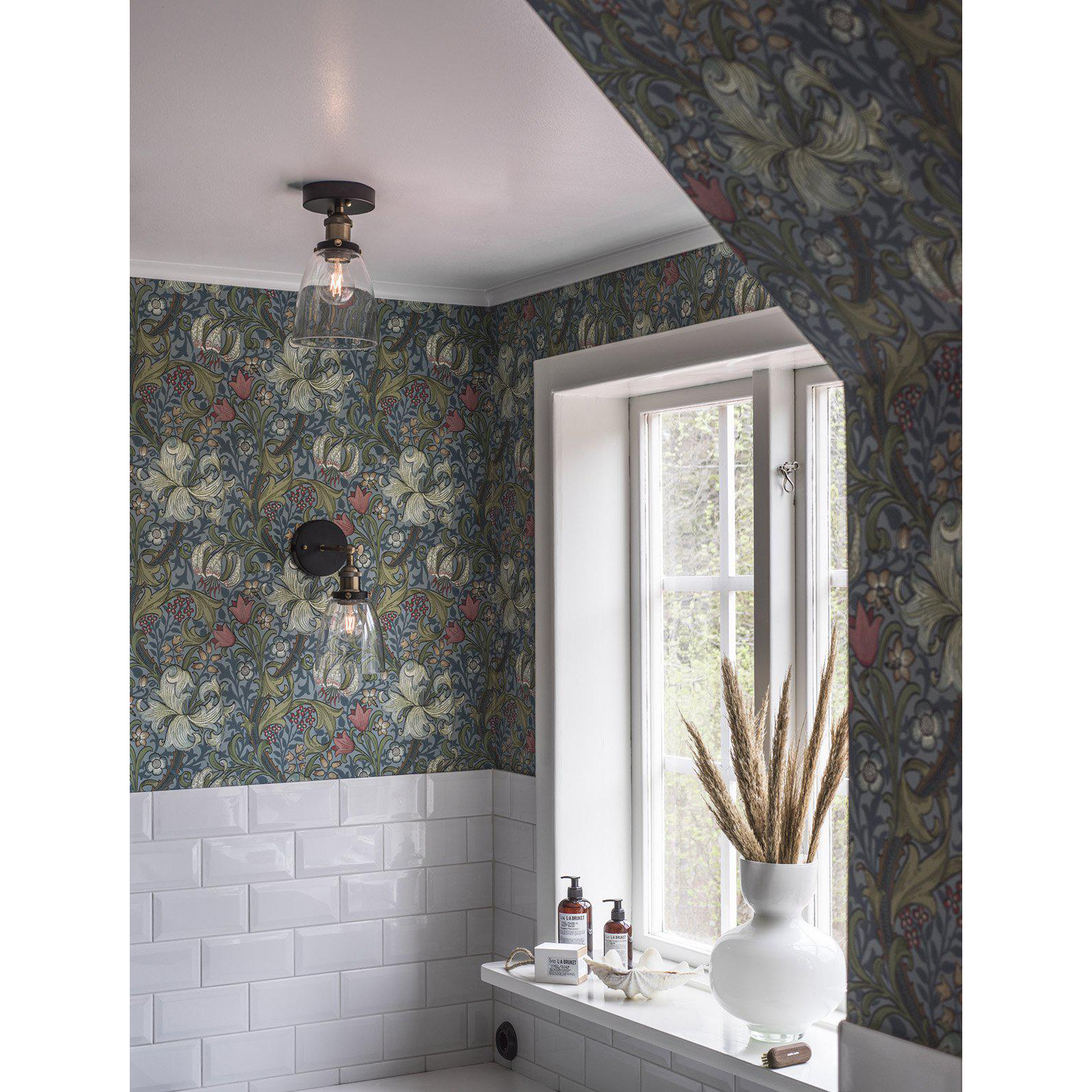 Vägglampa PR Home Lambda