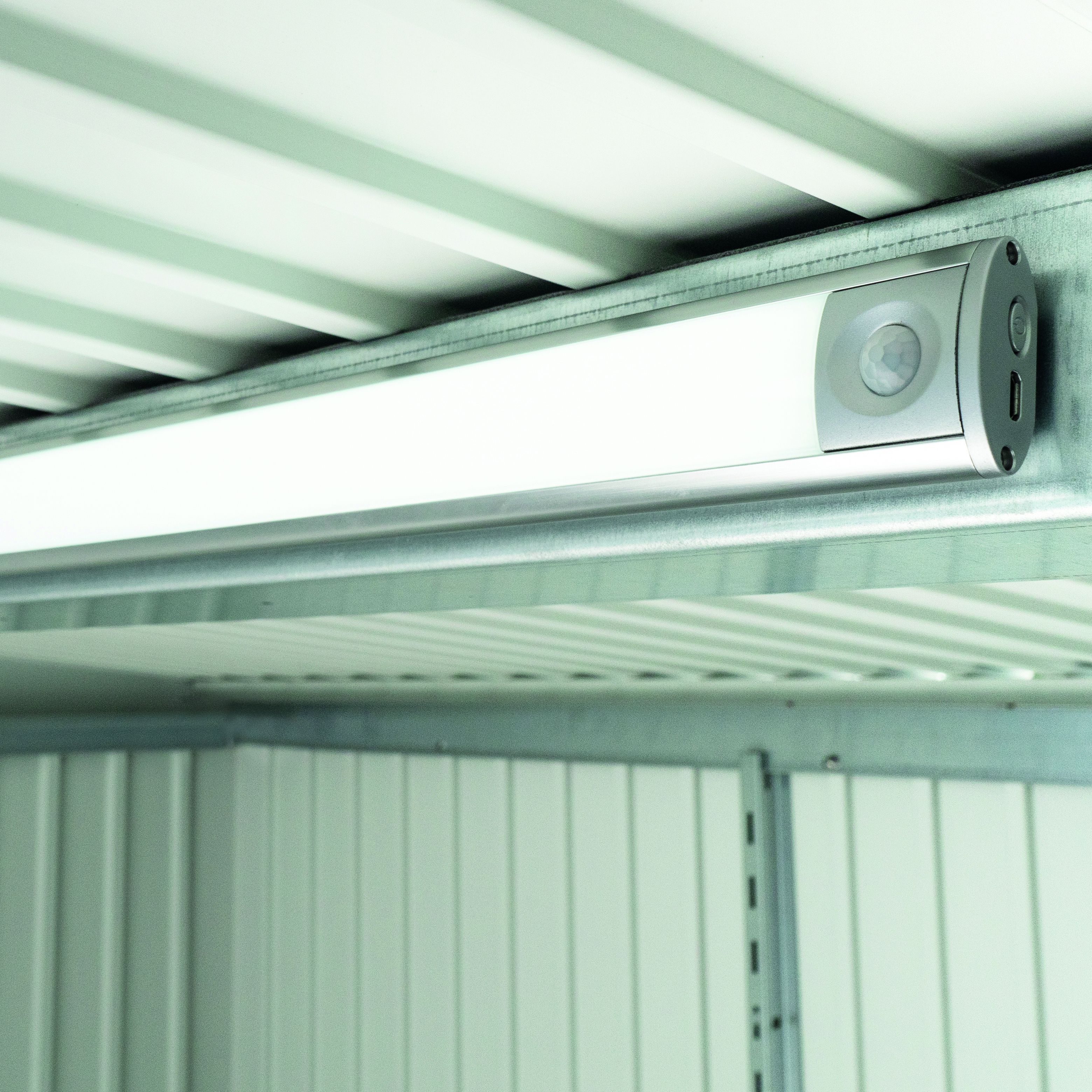 LED-lampe Biohort til Redskapsbod