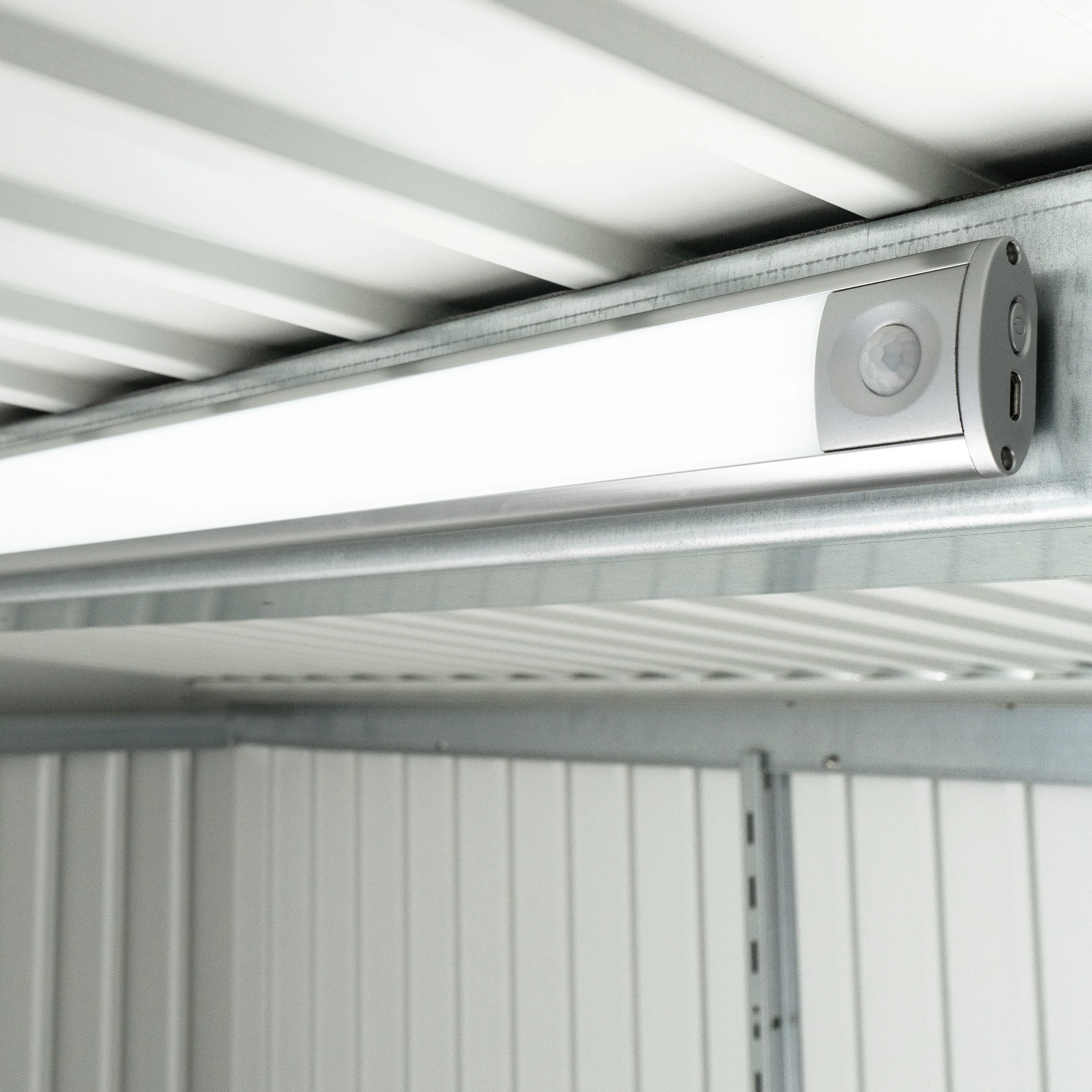 LED-lampe Biohort til Redskapsbod