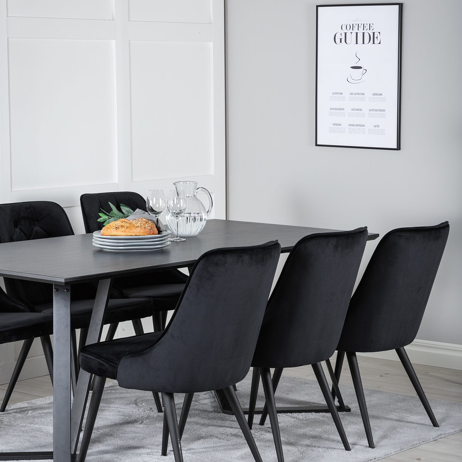 Spisegruppe Venture Home Madde med 6 Vera Stoler Fløyel