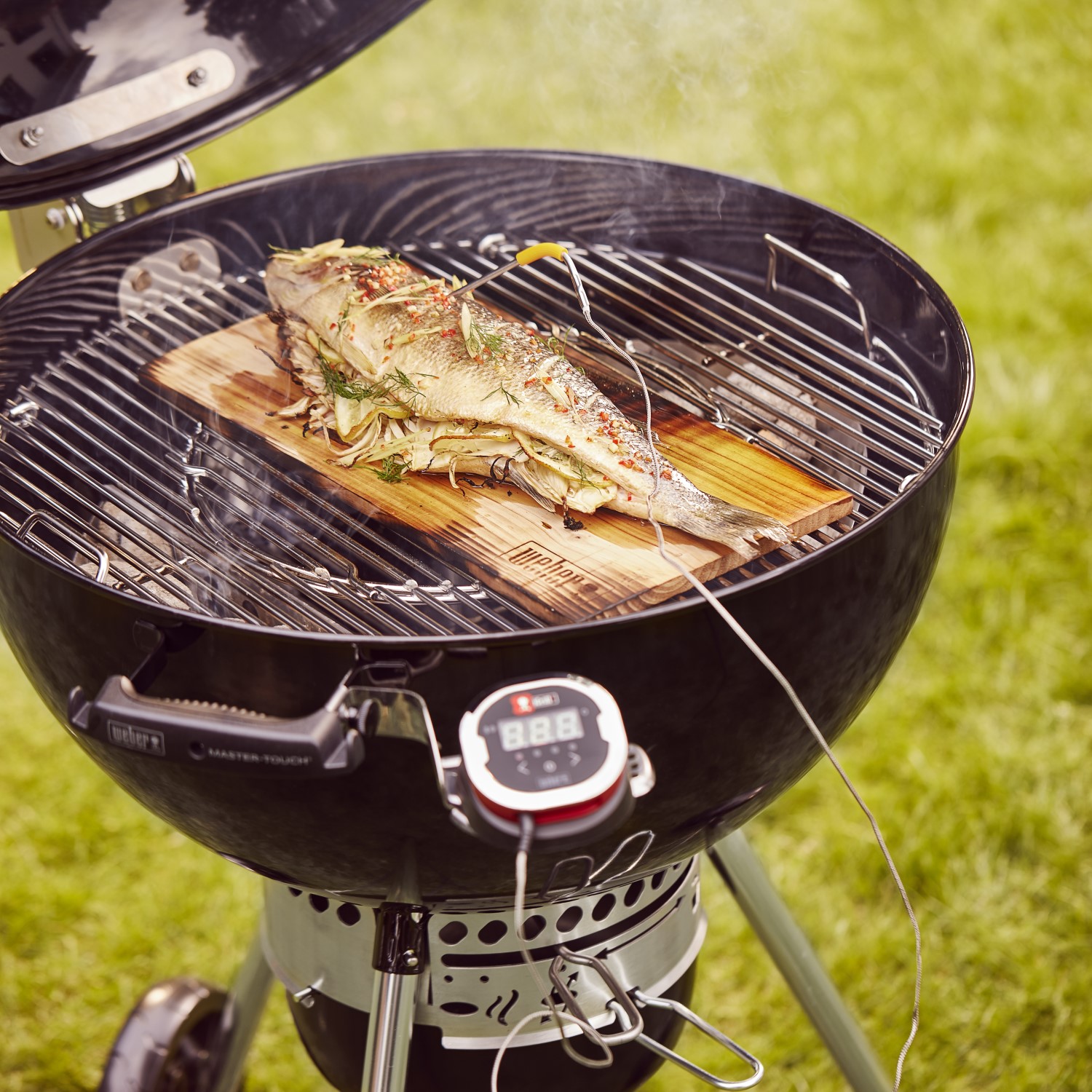 Kullgrill Weber Master-Touch® GBS Kulegrill Premium E-5770 Ø57 cm med SS-Grillrist