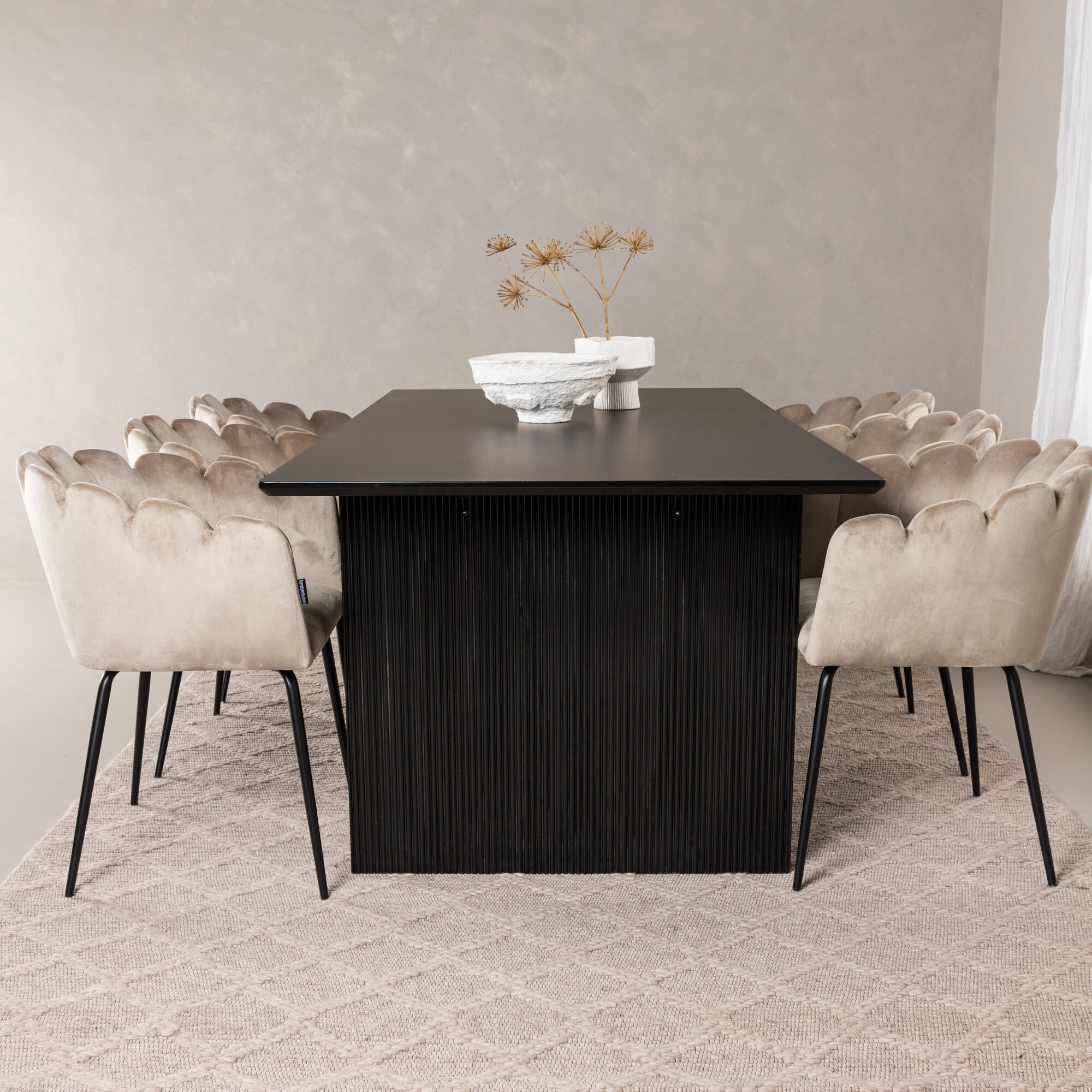 Spisegruppe Venture Home Vail med 6 Limhamn Stoler