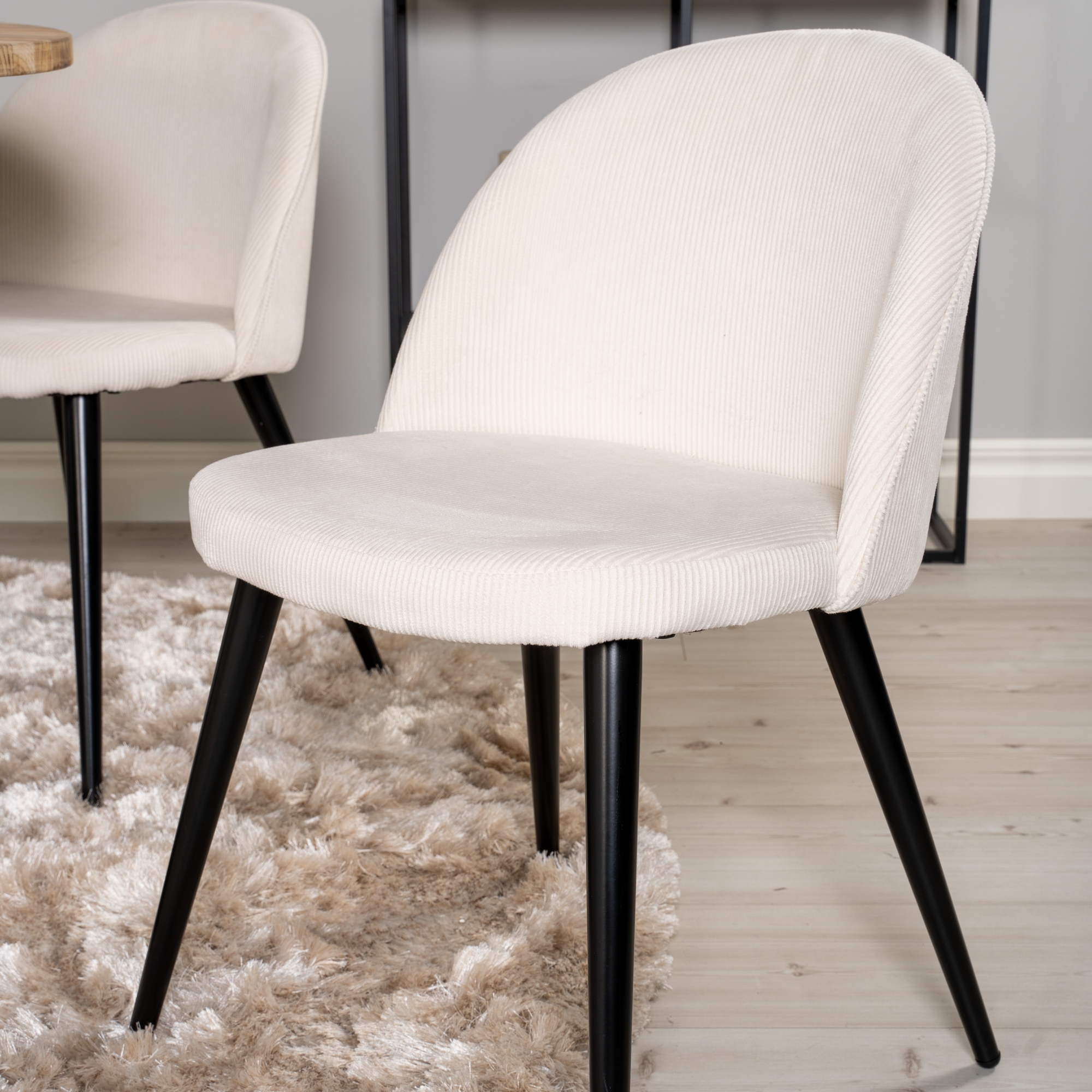 Spisegruppe Venture Home Cornelia 100 med 4 Valentina Stoler