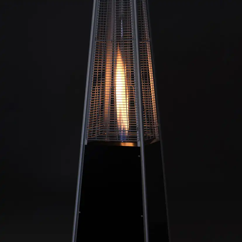 Fornorth Terrassevarmer Pyramid 13kW gassdrevet, svart Sort
