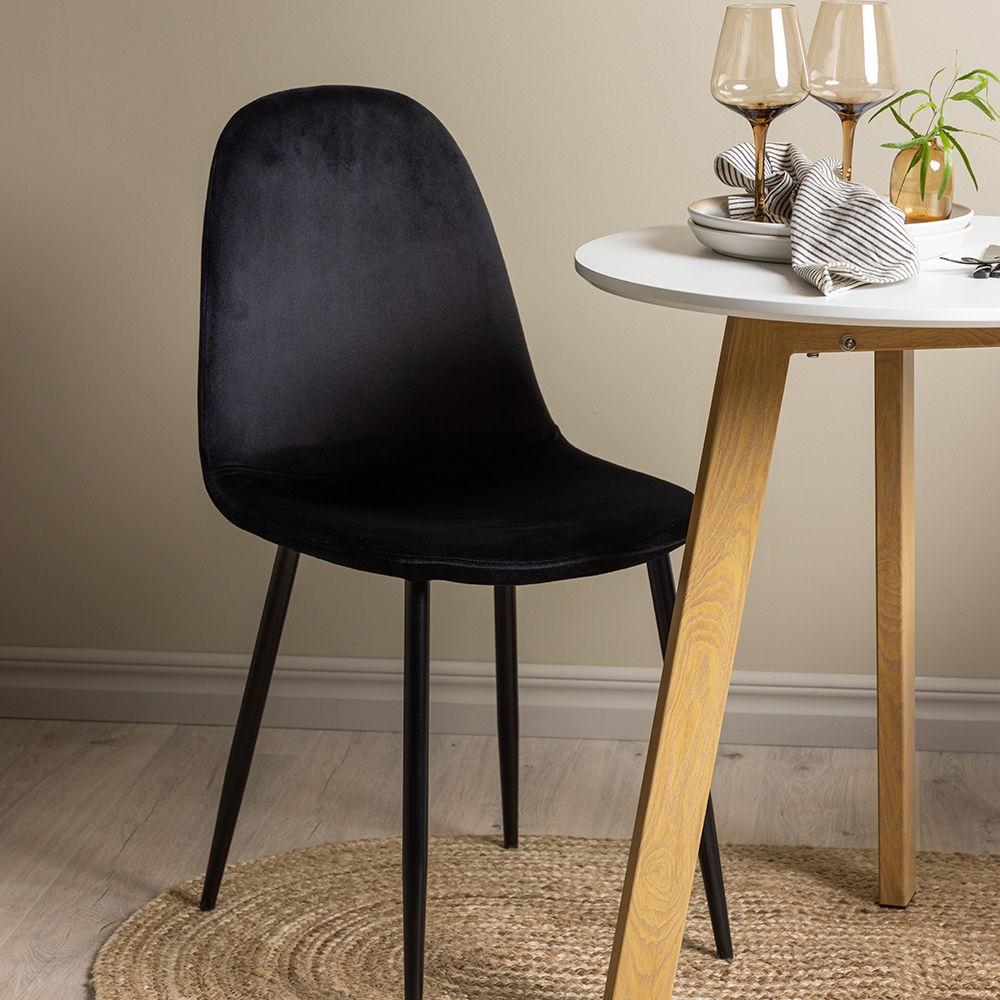 Spisegruppe Venture Home Leonora Ø65 cm med 2 stk Polar Stoler