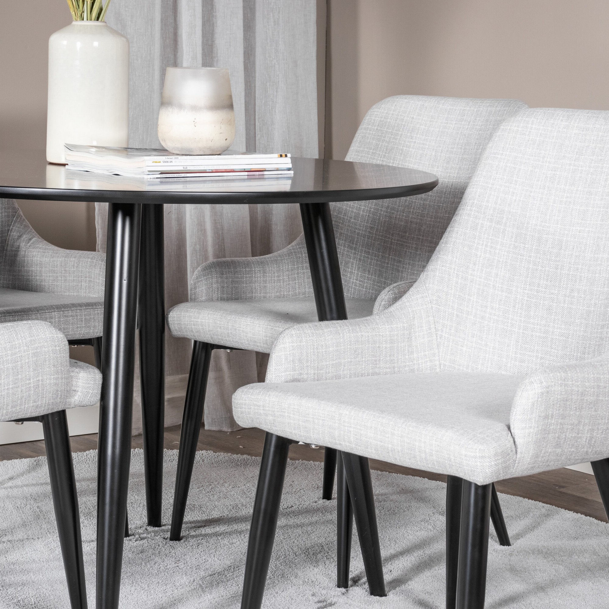 Spisegruppe Venture Home Plaza med 4stk Stoler