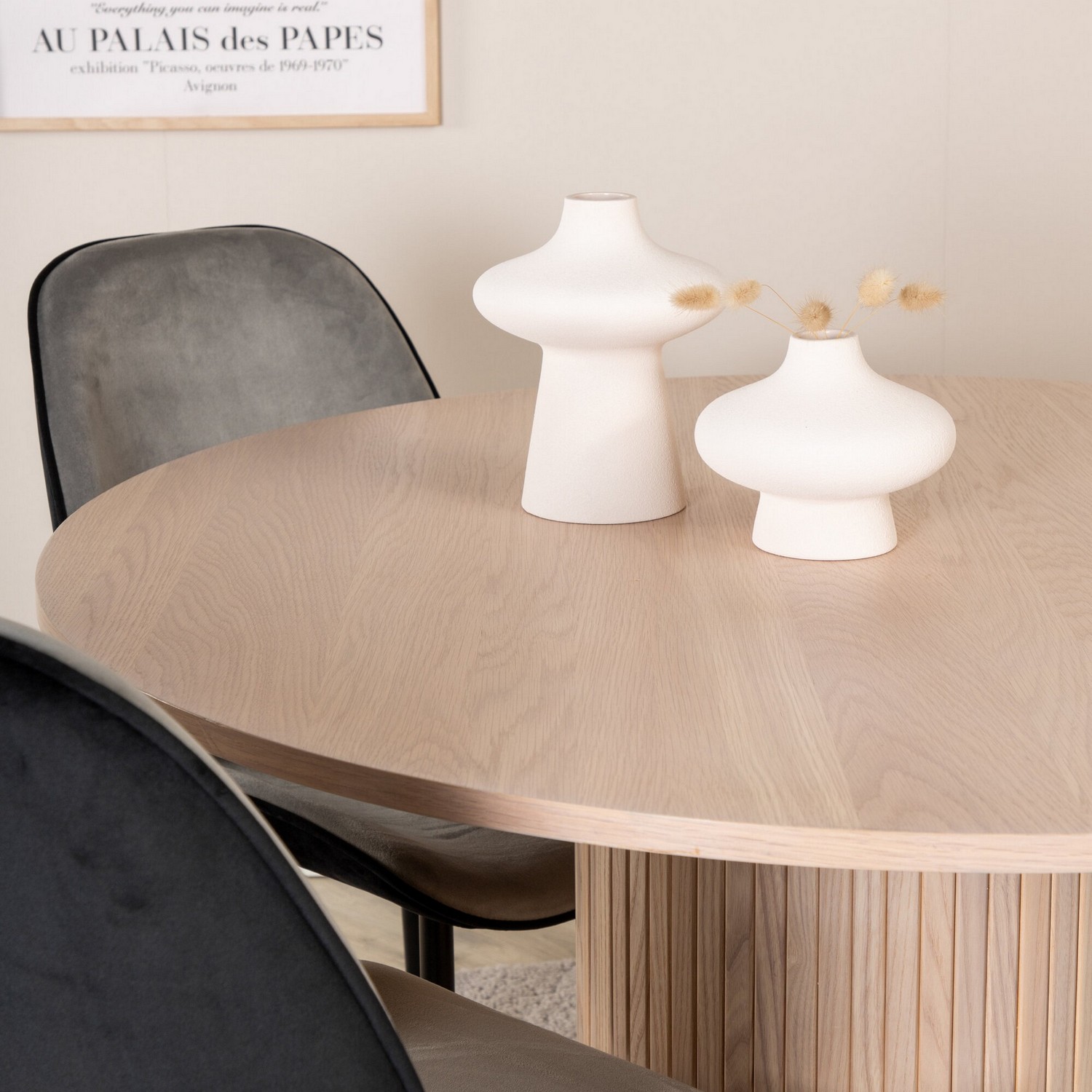 Spisegruppe Venture Home med Bianca Spisebord og 4 Elisa Spisestoler