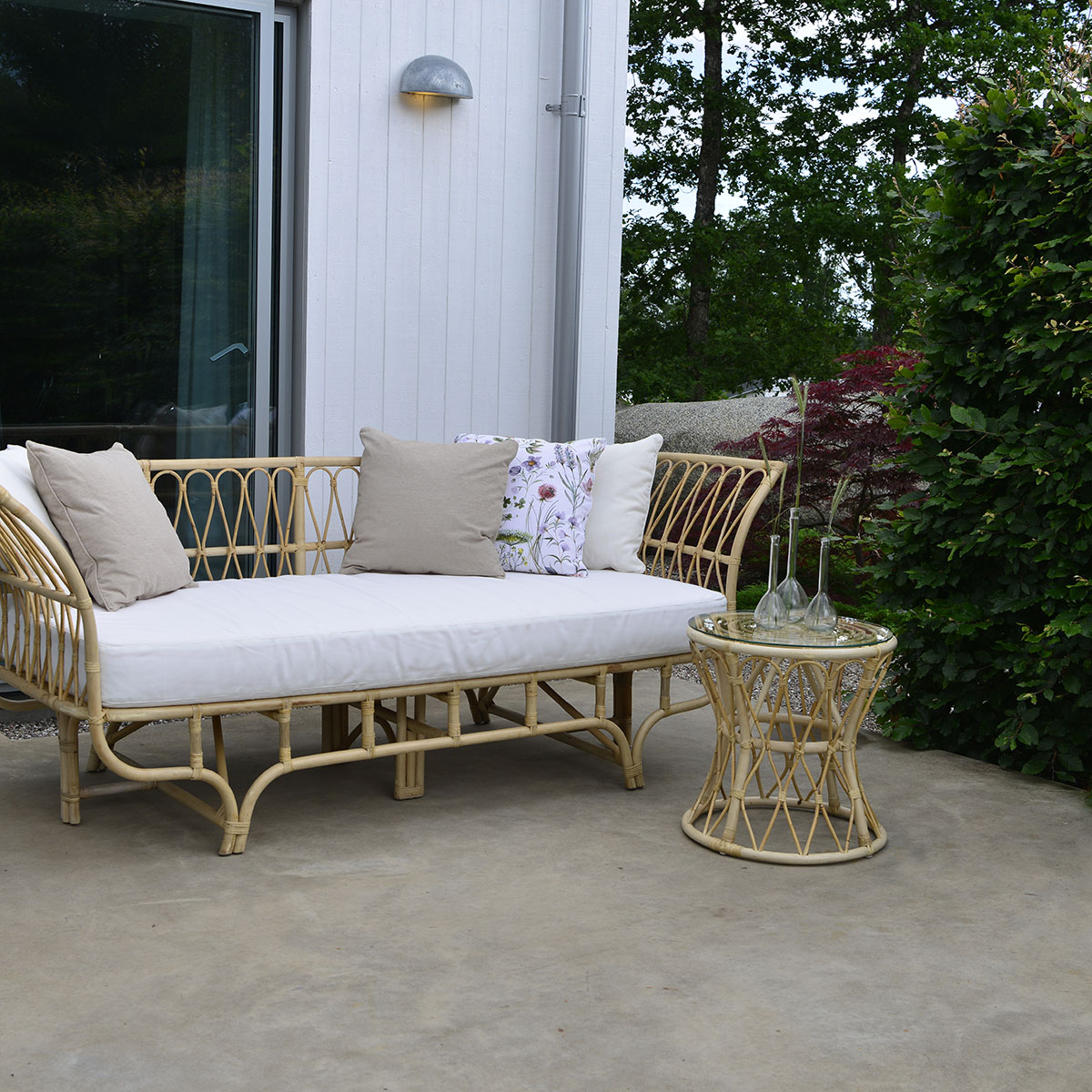 Daybed Hillerstorp Lyckesö med Pute
