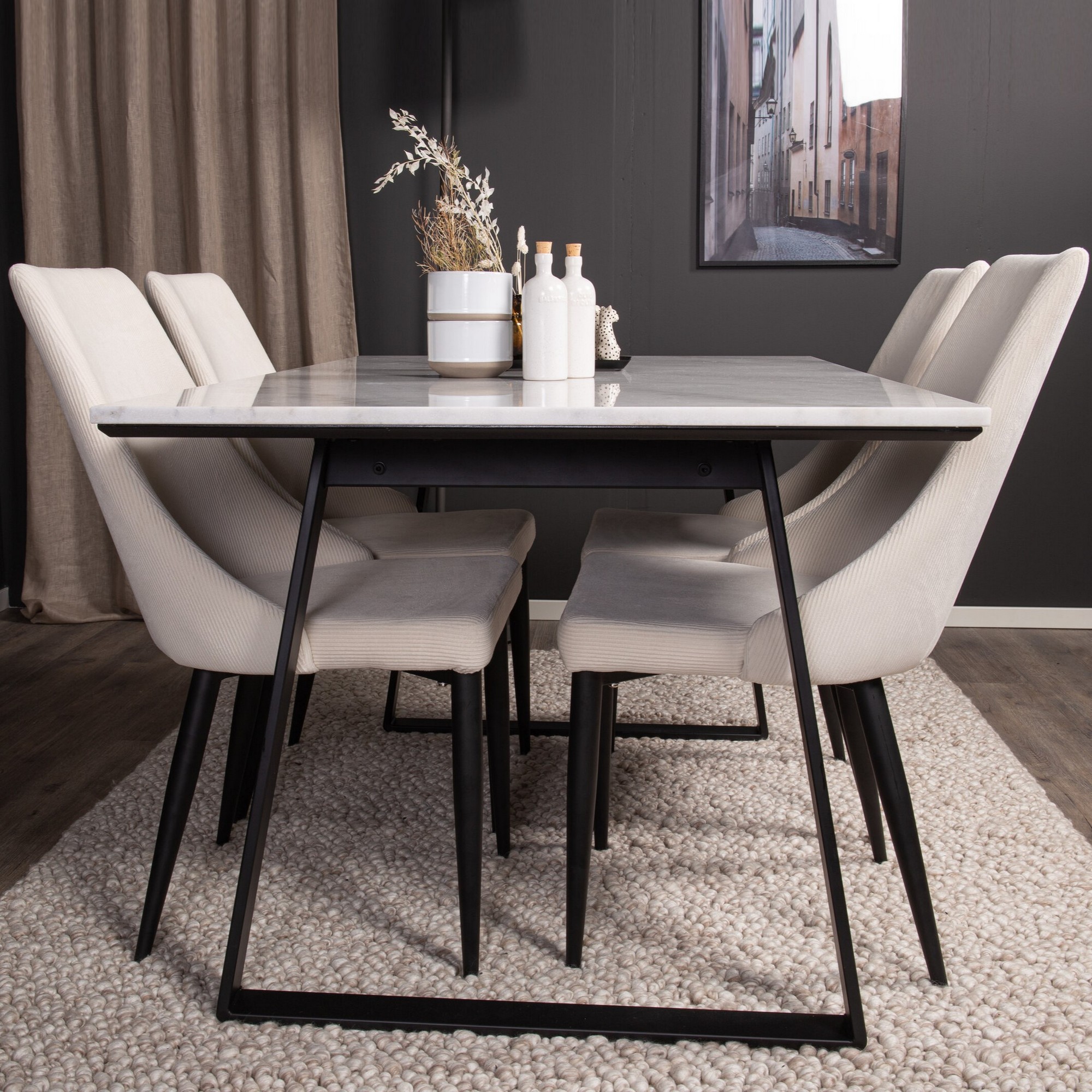 Spisegruppe Venture Home Estelle med 4stk Leone Stoler