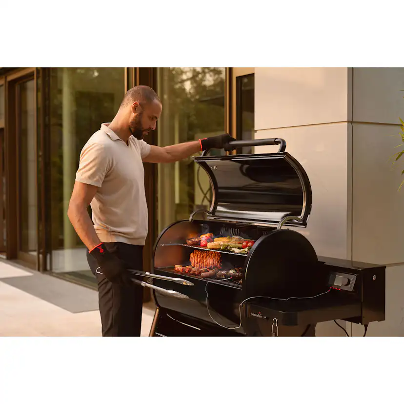 Tre-pelletsgrill Weber SmokeFire EPX6
