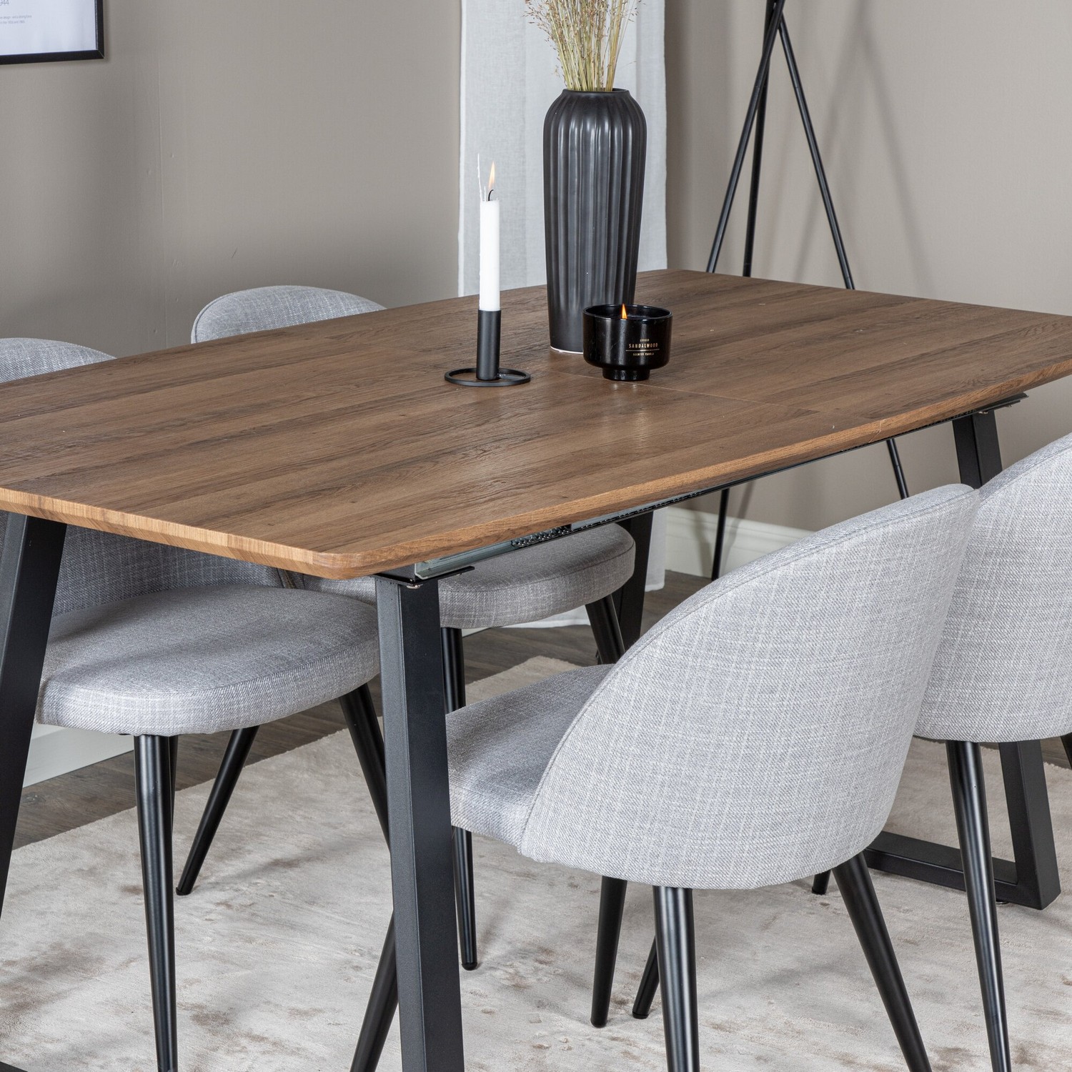 Spisegruppe Venture Home Ina med 4 Valentina Stoler Polyester