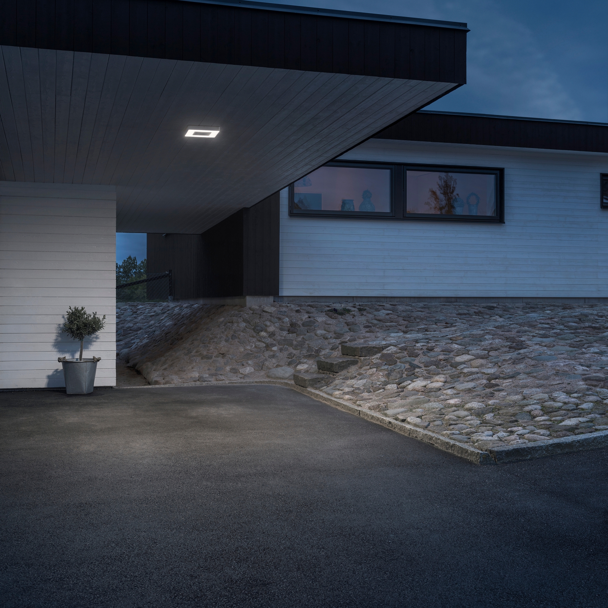 Vegglampe Gnosjö Konstsmide Carrara Square LED med Fjernkontroll
