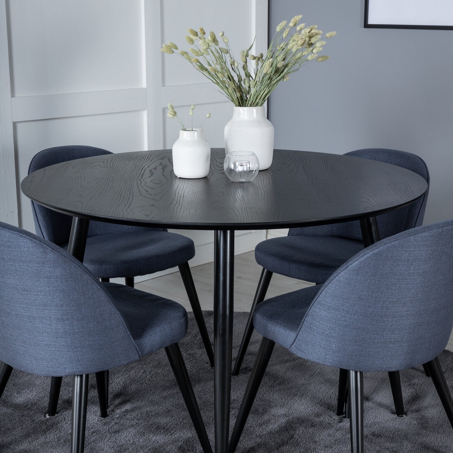 Spisegruppe Venture Home Dipp Ø115 cm med 4 Velvet Stoler