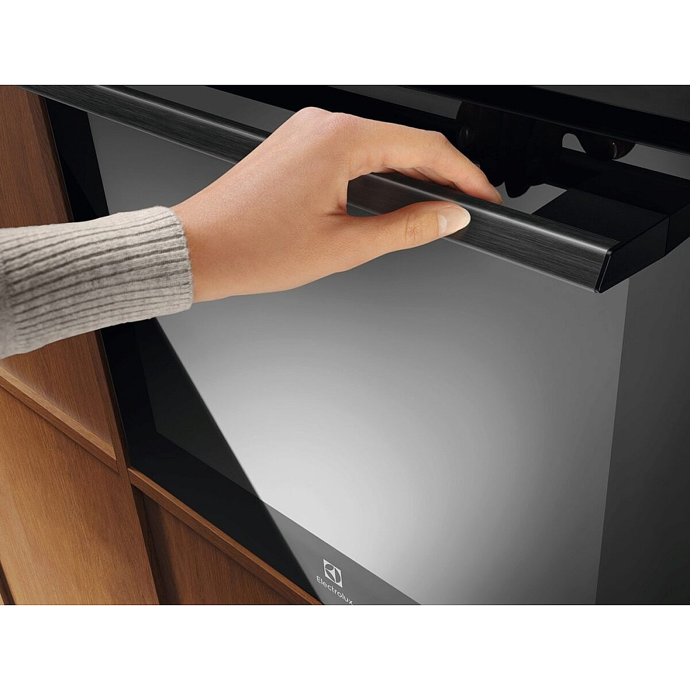 Innbyggingsovn Electrolux COP800B