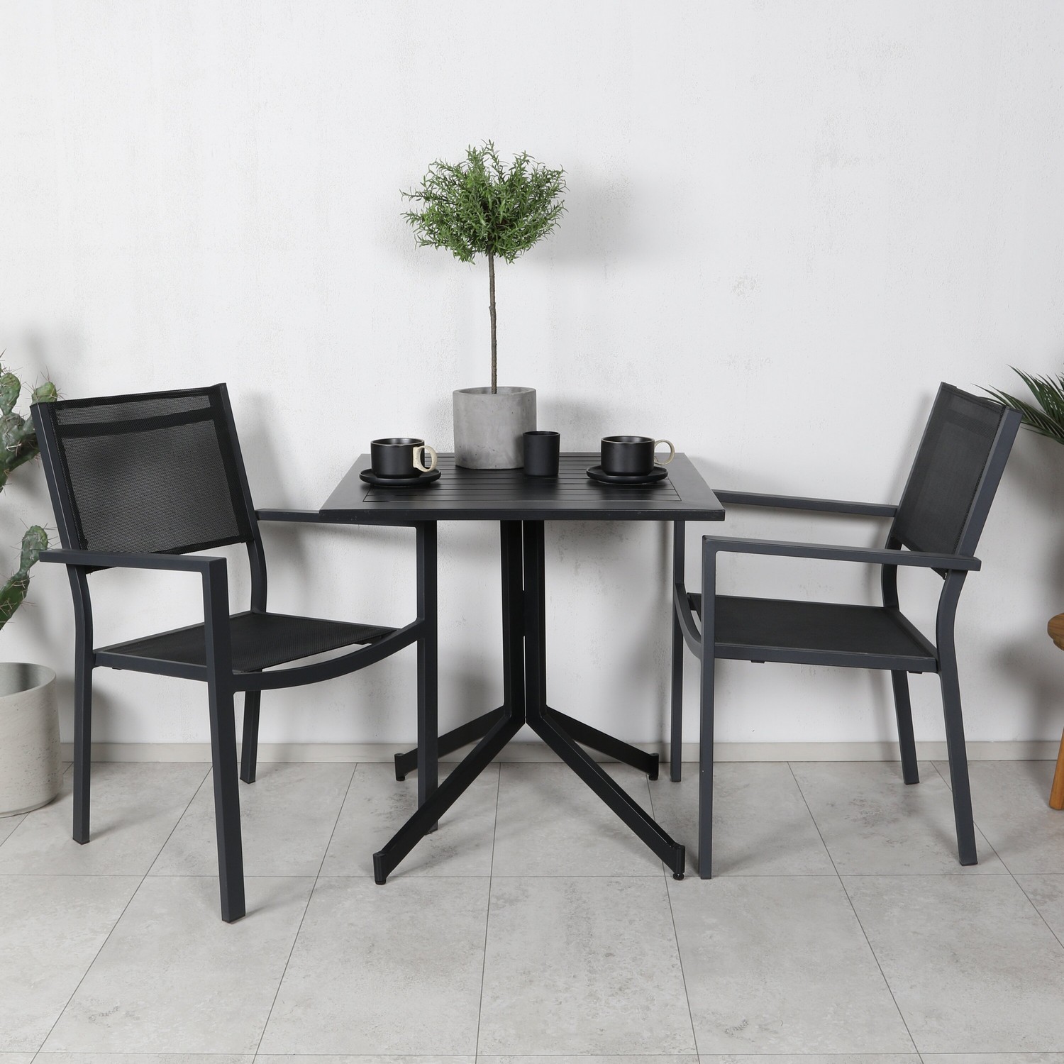 Cafégruppe Venture Home Wella med 2 Cubb Spisestoler