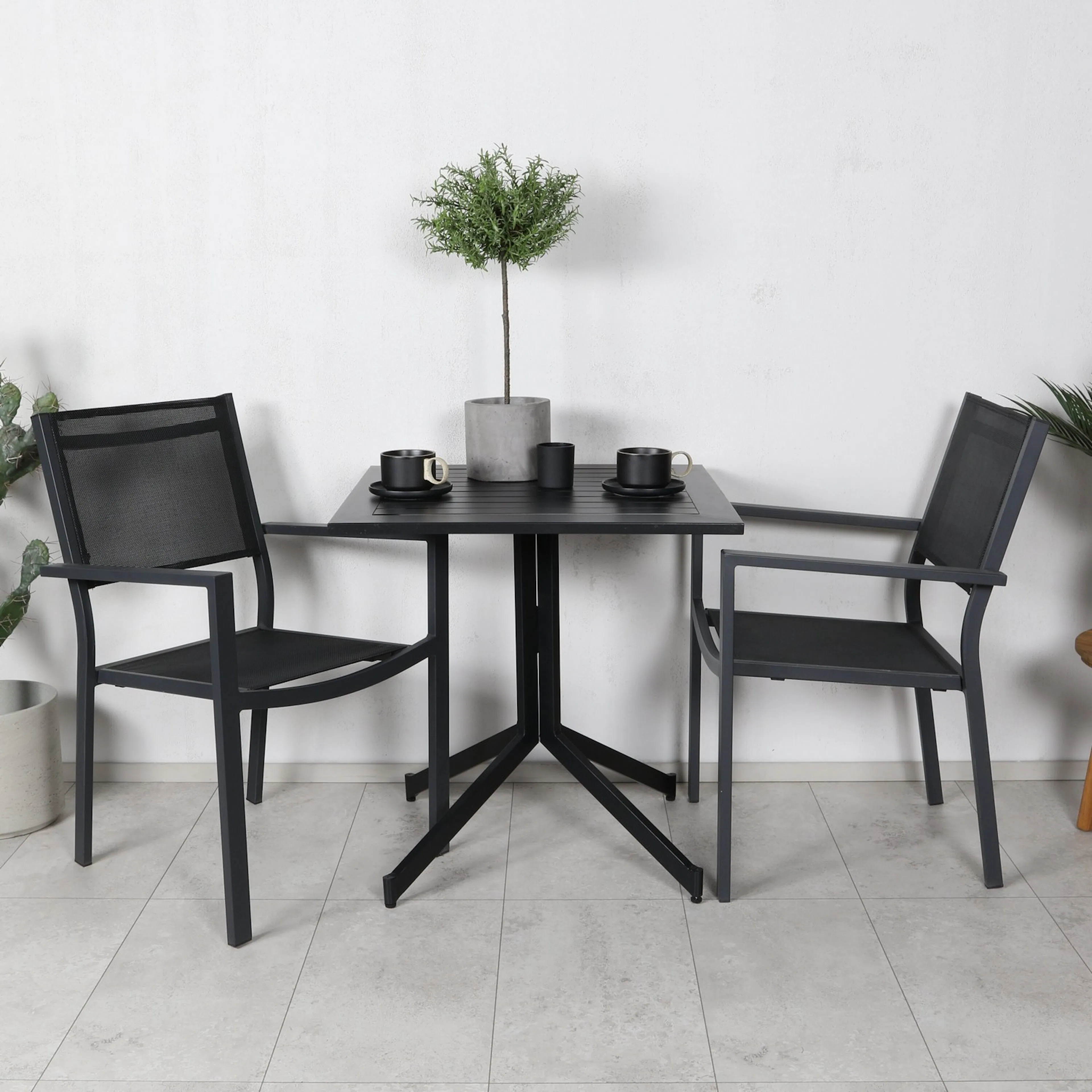 Cafégruppe Venture Home Wella med 2 Cubb Spisestoler