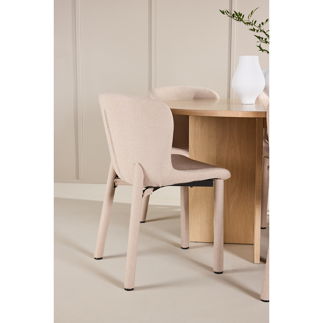 Spisegruppe Venture Home Strada Ø120 cm med 6st Astoria Spisestoler