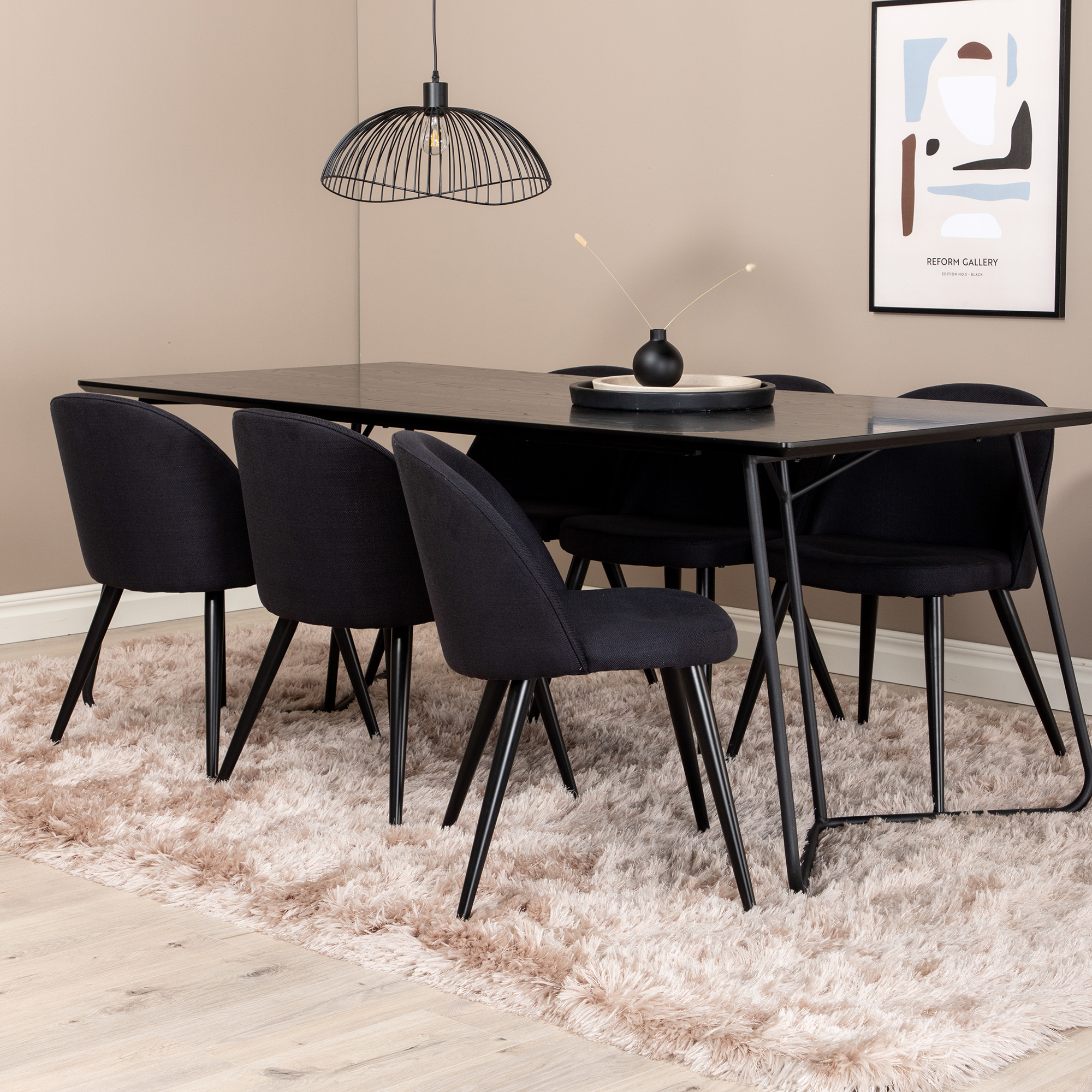 Spisegruppe Venture Home Annika Sort med 6 Valentina Stoler