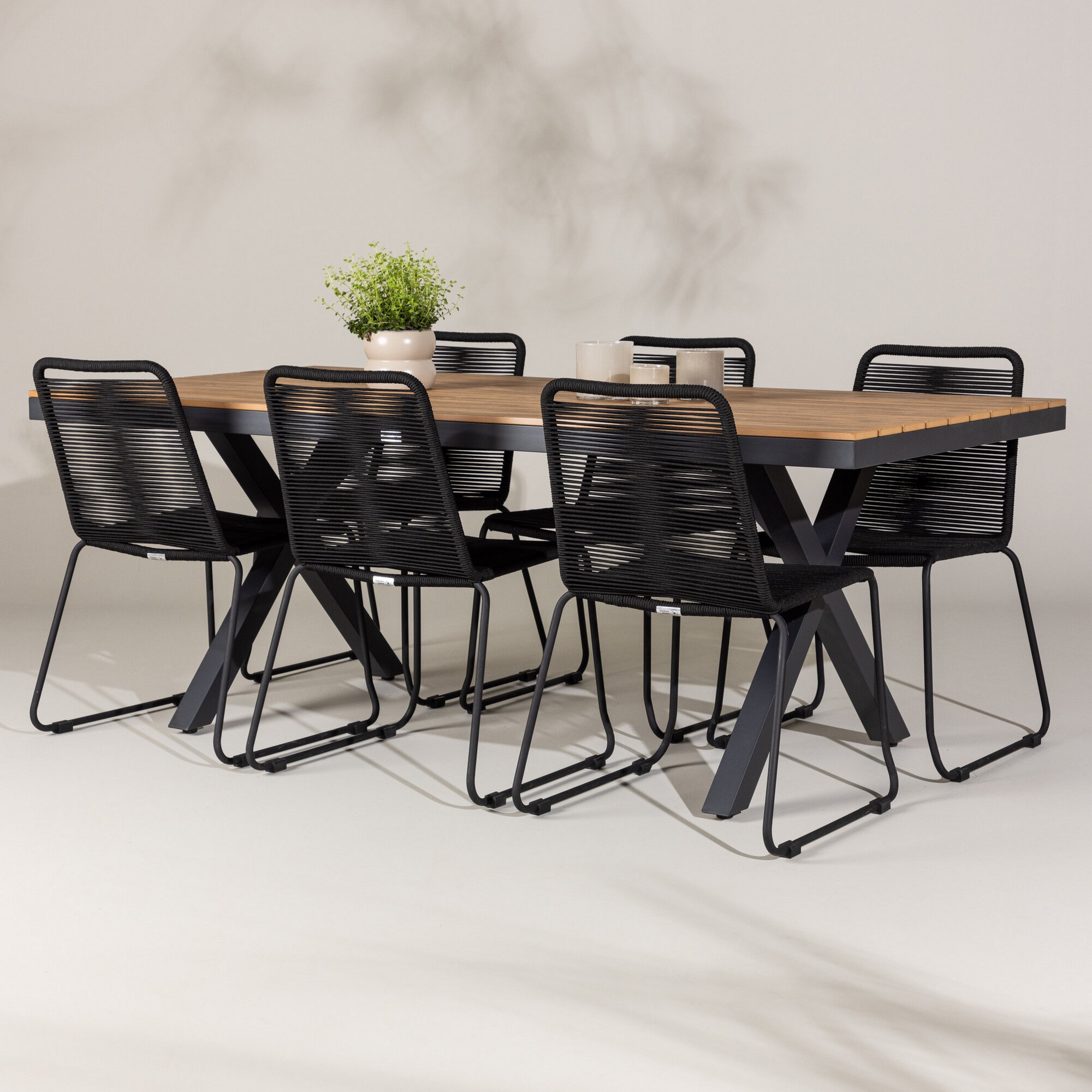 Hagegruppe Venture Home Garcia med 6 Lindos Stoler