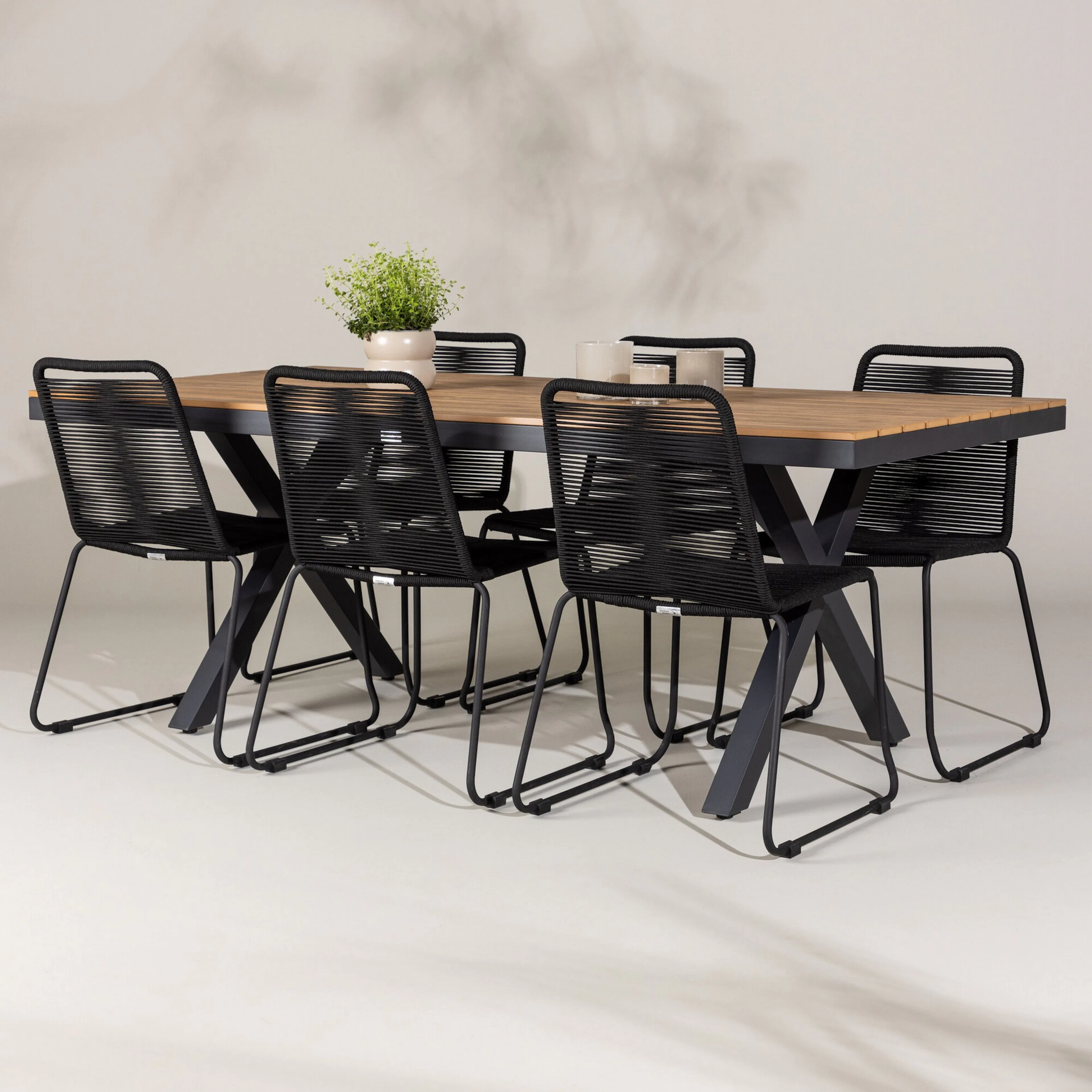 Hagegruppe Venture Home Garcia med 6 Lindos Stoler
